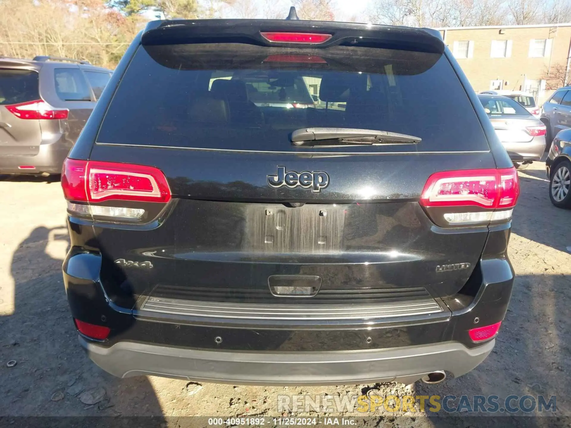 16 fotografías del automóvil dañado 1C4RJFBG7KC674990 JEEP GRAND CHEROKEE 2019