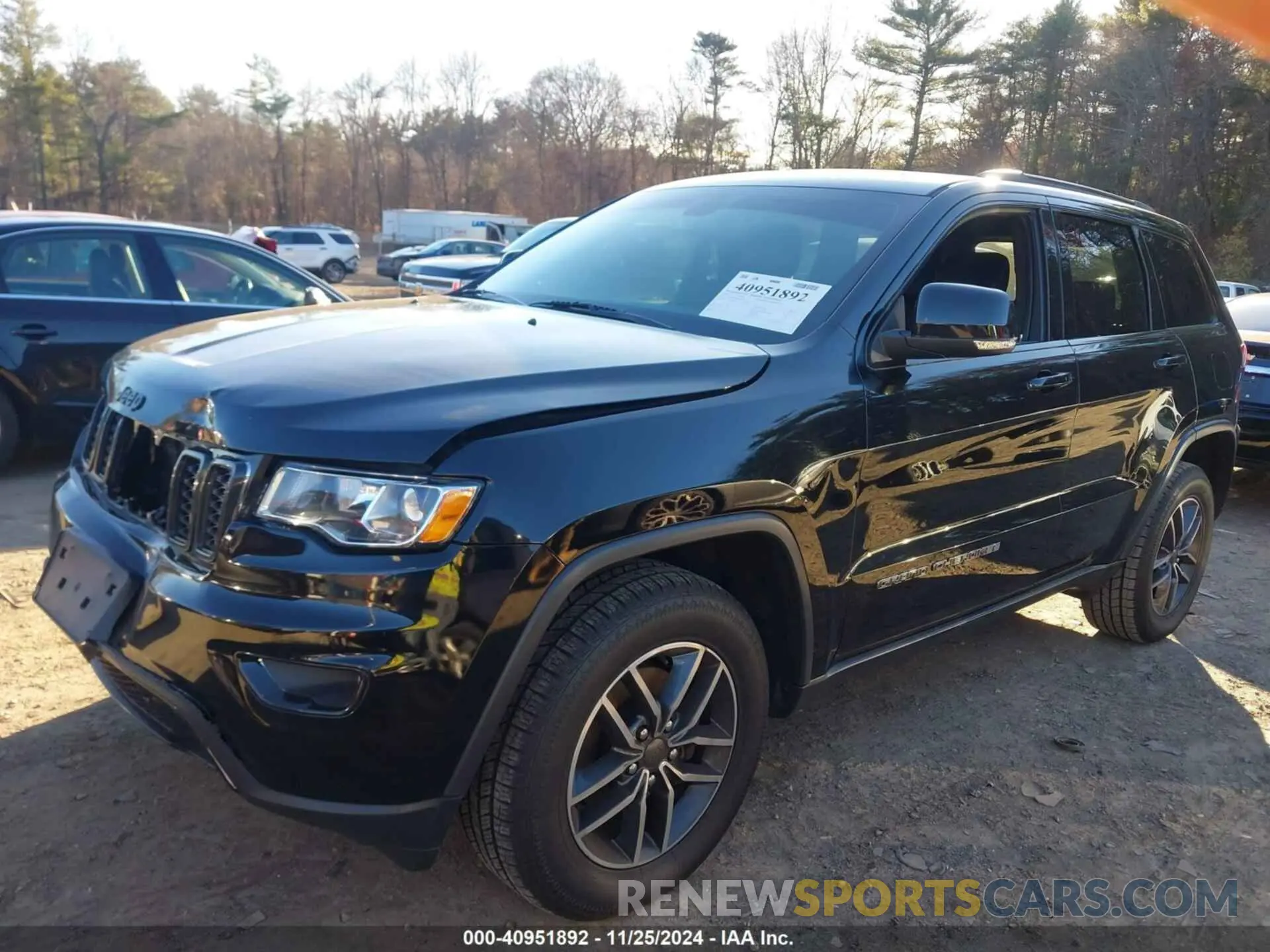 2 fotografías del automóvil dañado 1C4RJFBG7KC674990 JEEP GRAND CHEROKEE 2019