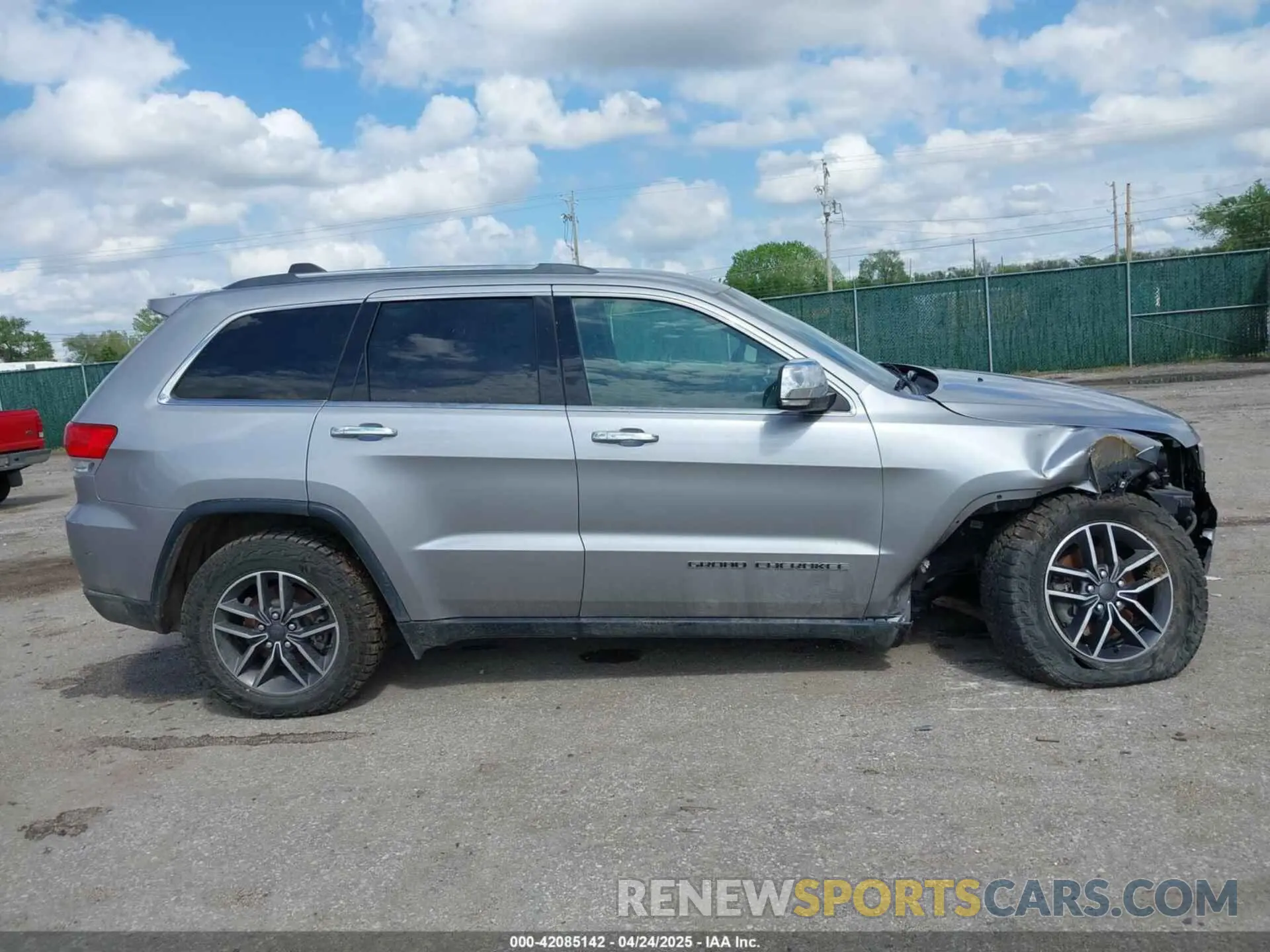 13 fotografías del automóvil dañado 1C4RJFBG7KC734850 JEEP GRAND CHEROKEE 2019