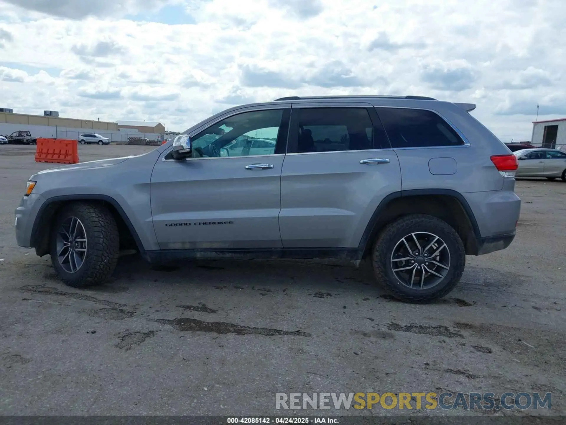 14 fotografías del automóvil dañado 1C4RJFBG7KC734850 JEEP GRAND CHEROKEE 2019