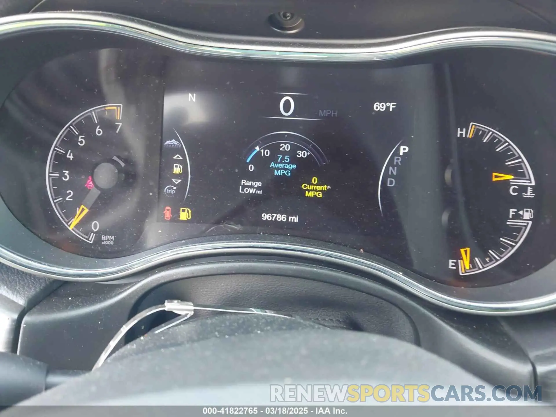 7 fotografías del automóvil dañado 1C4RJFBG7KC782834 JEEP GRAND CHEROKEE 2019