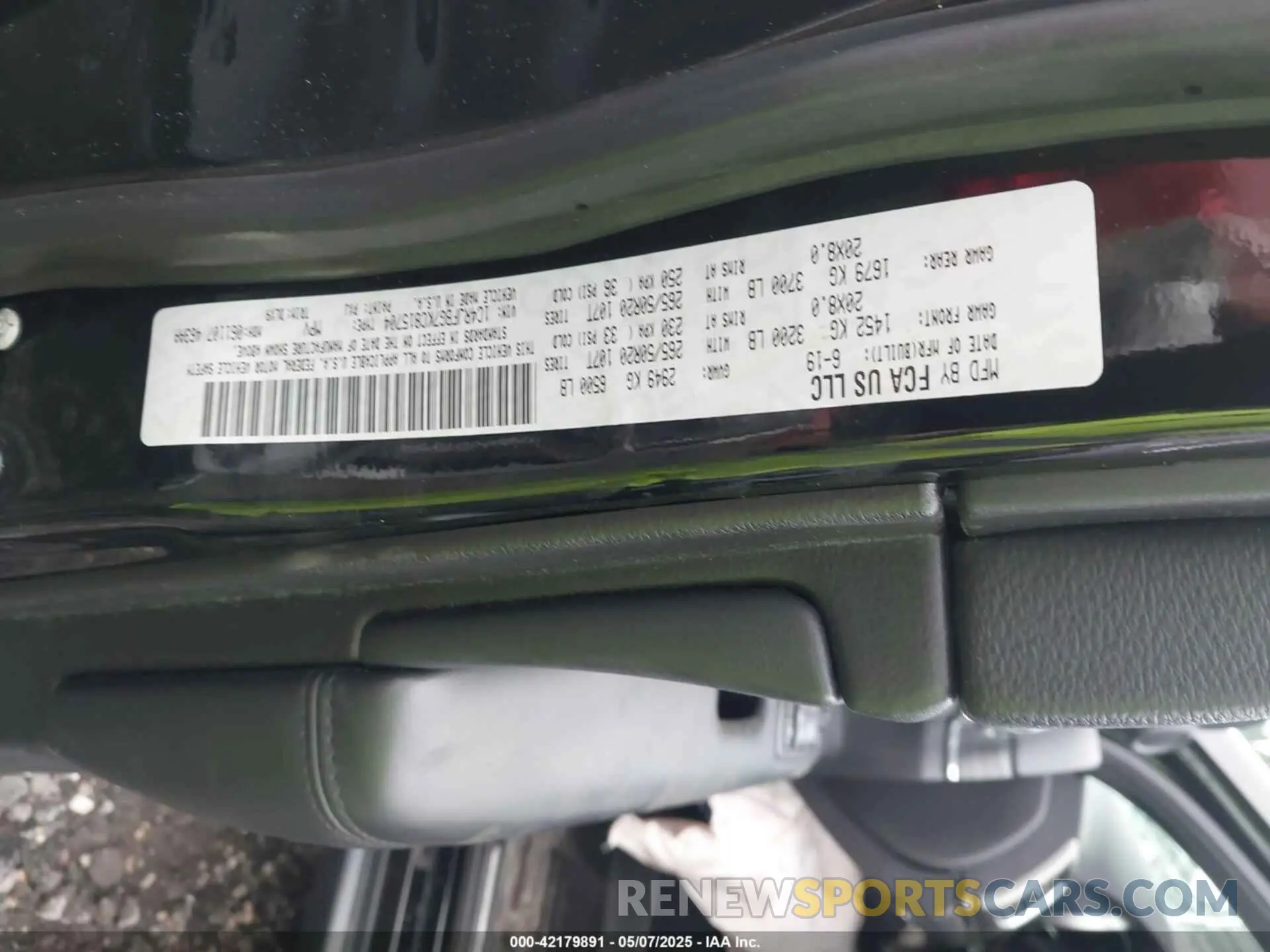 9 fotografías del automóvil dañado 1C4RJFBG7KC815704 JEEP GRAND CHEROKEE 2019