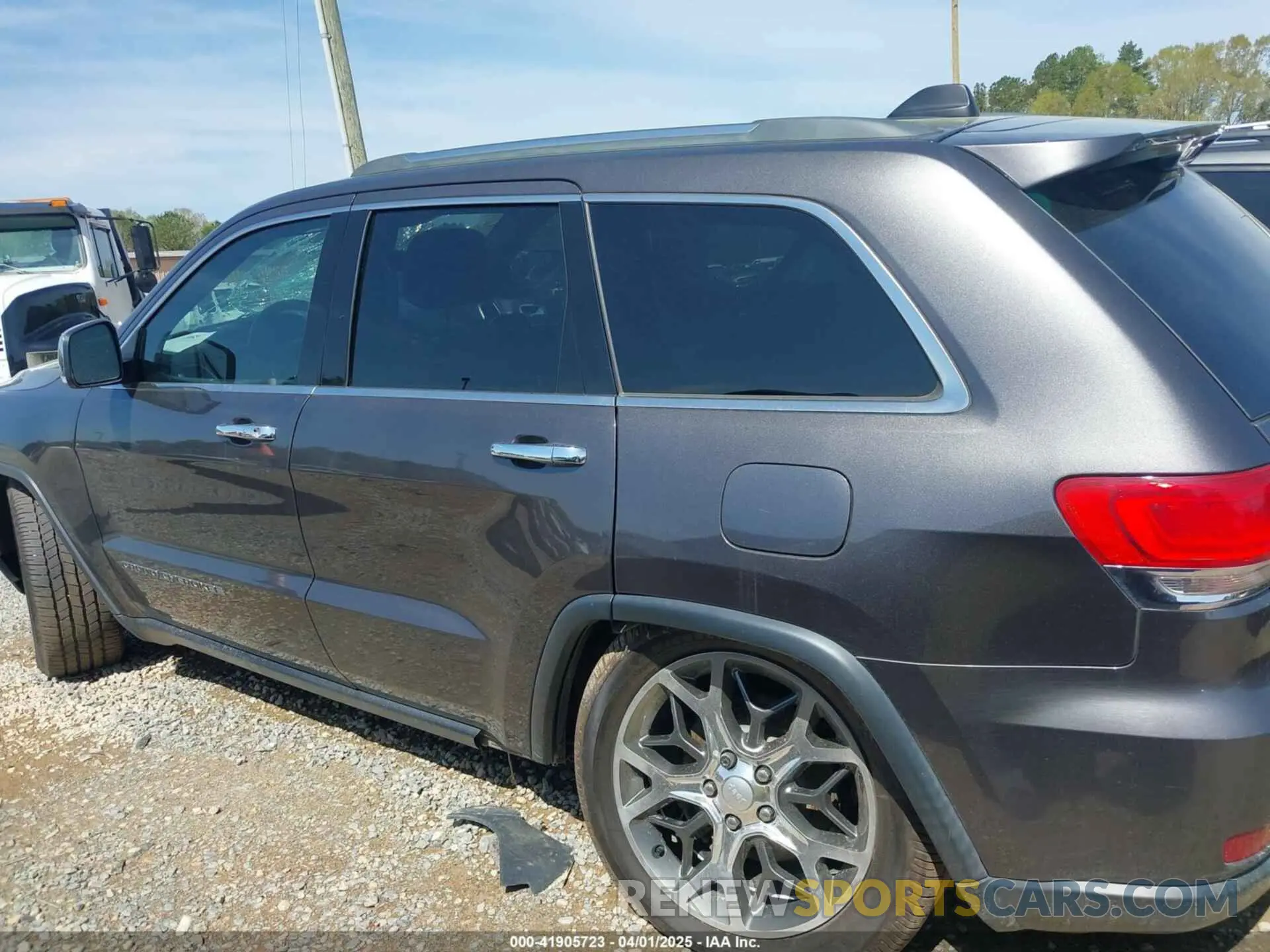 14 fotografías del automóvil dañado 1C4RJFBG8KC552204 JEEP GRAND CHEROKEE 2019