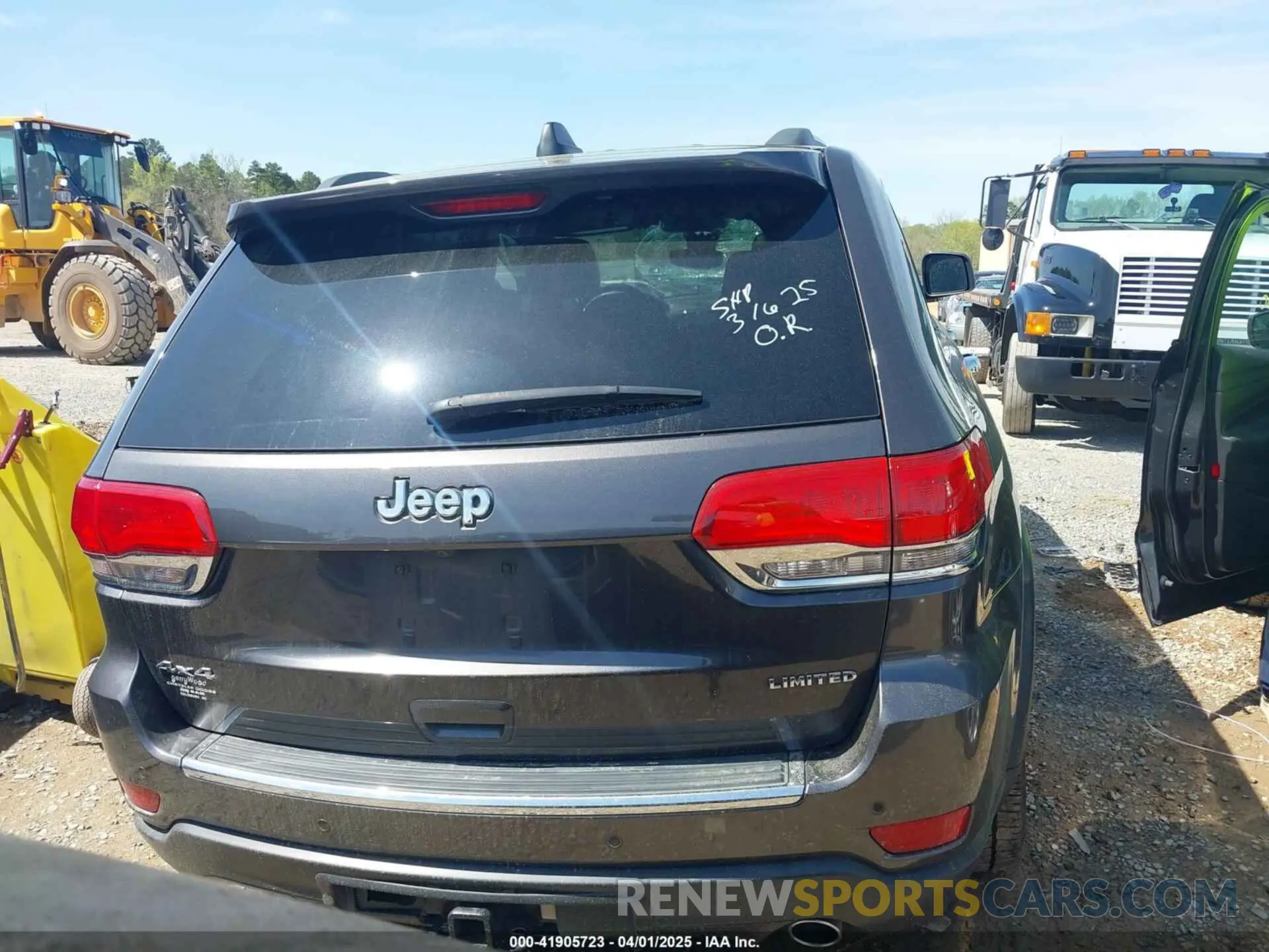 16 fotografías del automóvil dañado 1C4RJFBG8KC552204 JEEP GRAND CHEROKEE 2019