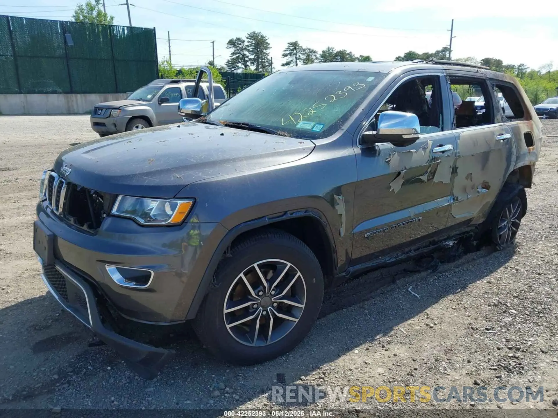 2 fotografías del automóvil dañado 1C4RJFBG8KC662055 JEEP GRAND CHEROKEE 2019