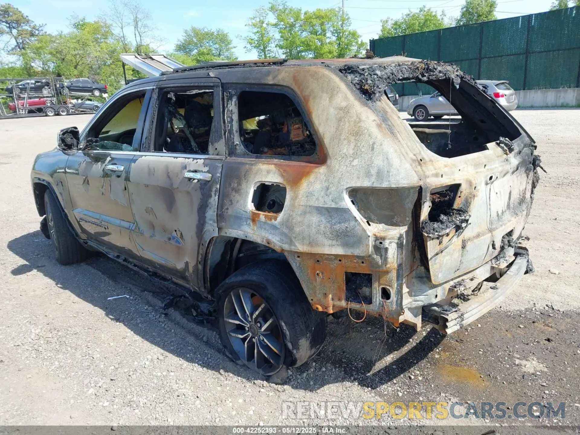 3 fotografías del automóvil dañado 1C4RJFBG8KC662055 JEEP GRAND CHEROKEE 2019