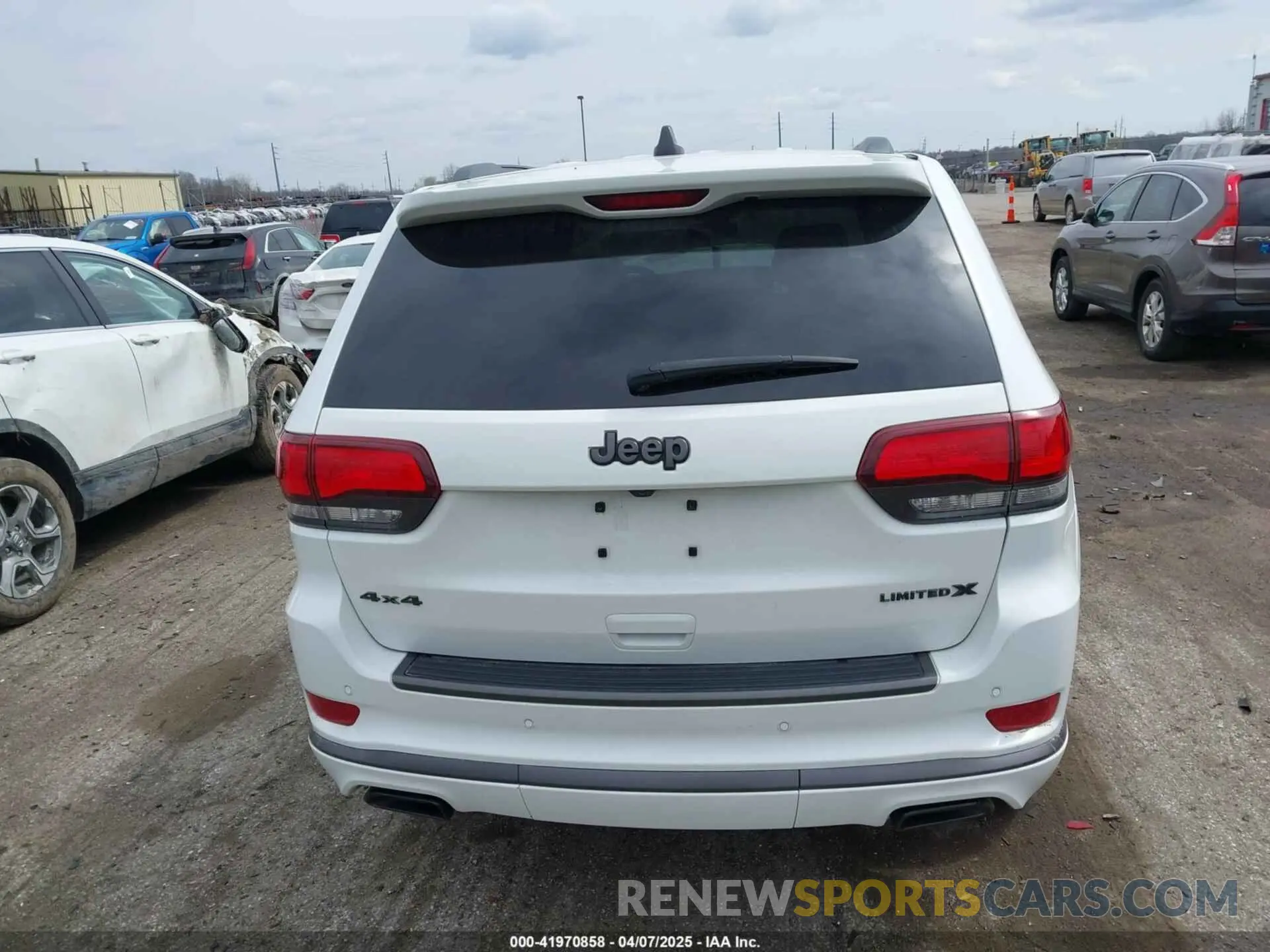 16 fotografías del automóvil dañado 1C4RJFBG9KC773620 JEEP GRAND CHEROKEE 2019