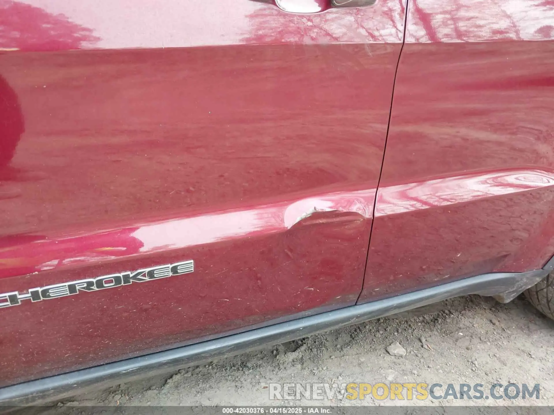 19 fotografías del automóvil dañado 1C4RJFBGXKC627307 JEEP GRAND CHEROKEE 2019