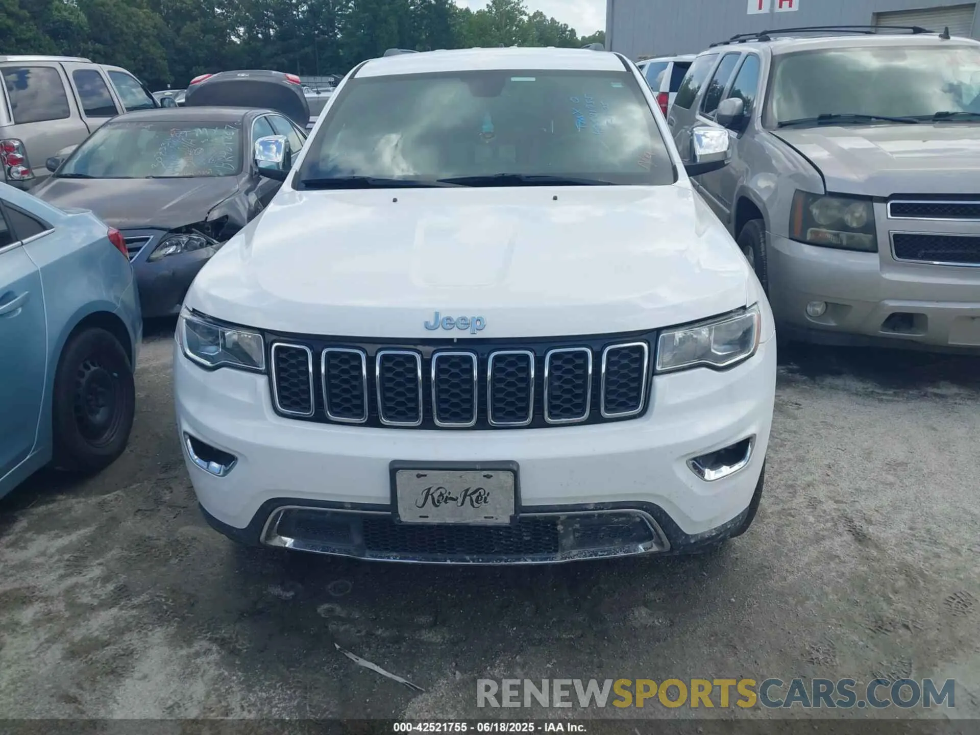 10 fotografías del automóvil dañado 1C4RJFBGXKC665815 JEEP GRAND CHEROKEE 2019