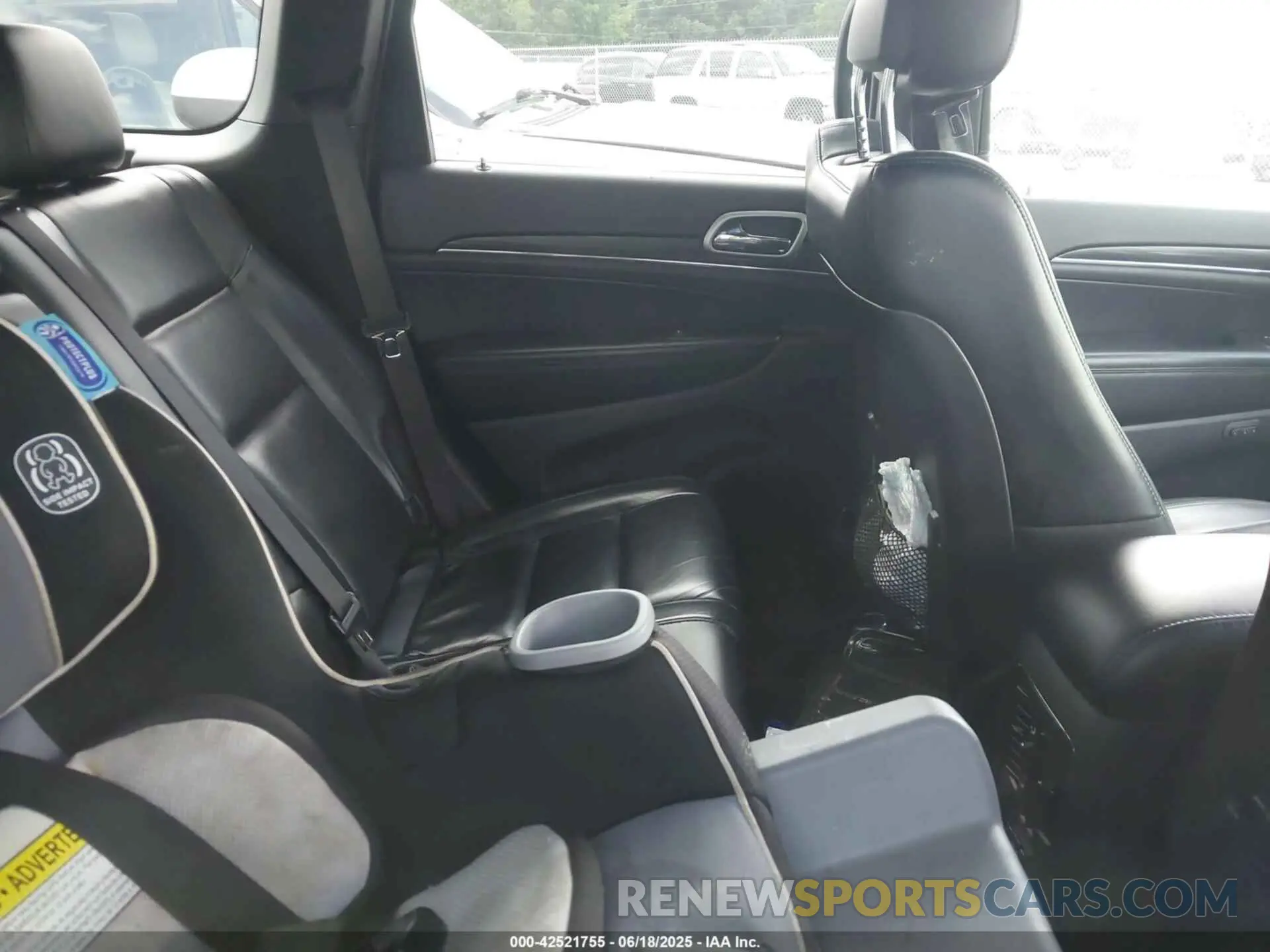7 fotografías del automóvil dañado 1C4RJFBGXKC665815 JEEP GRAND CHEROKEE 2019
