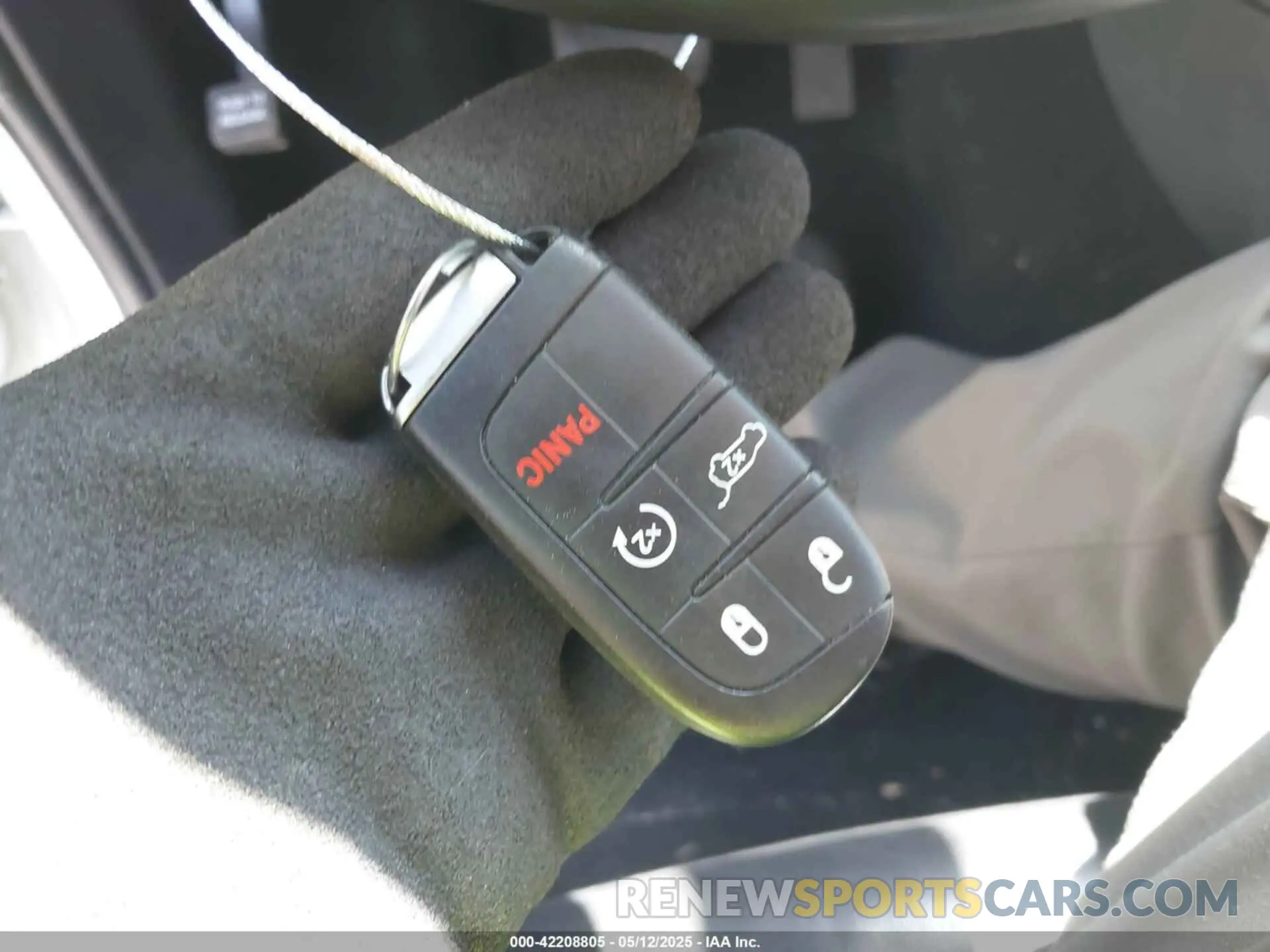 11 fotografías del automóvil dañado 1C4RJFBGXKC695297 JEEP GRAND CHEROKEE 2019