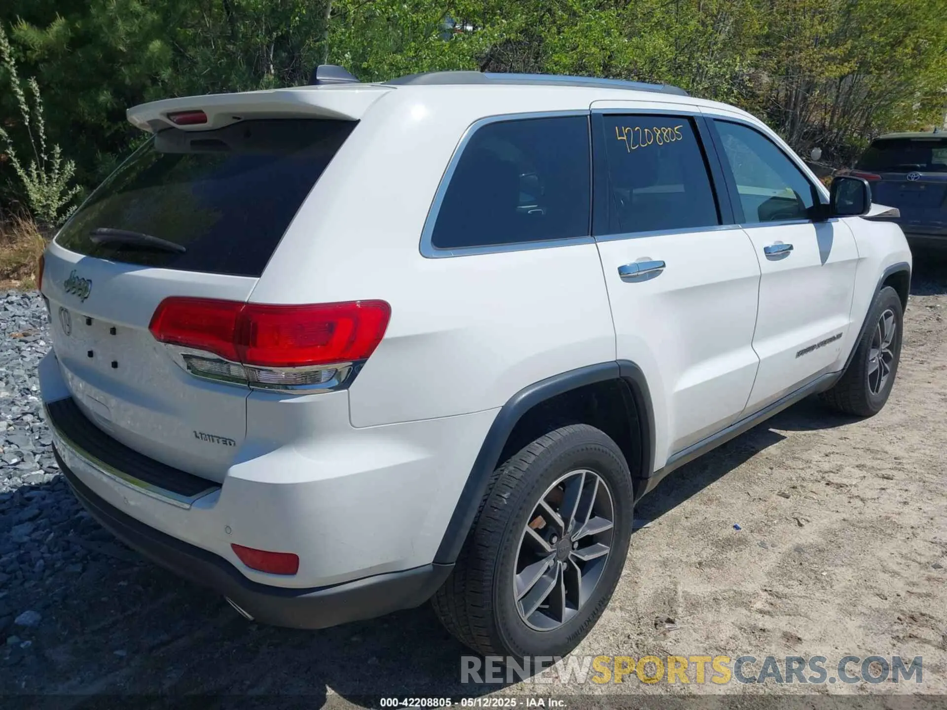 4 fotografías del automóvil dañado 1C4RJFBGXKC695297 JEEP GRAND CHEROKEE 2019