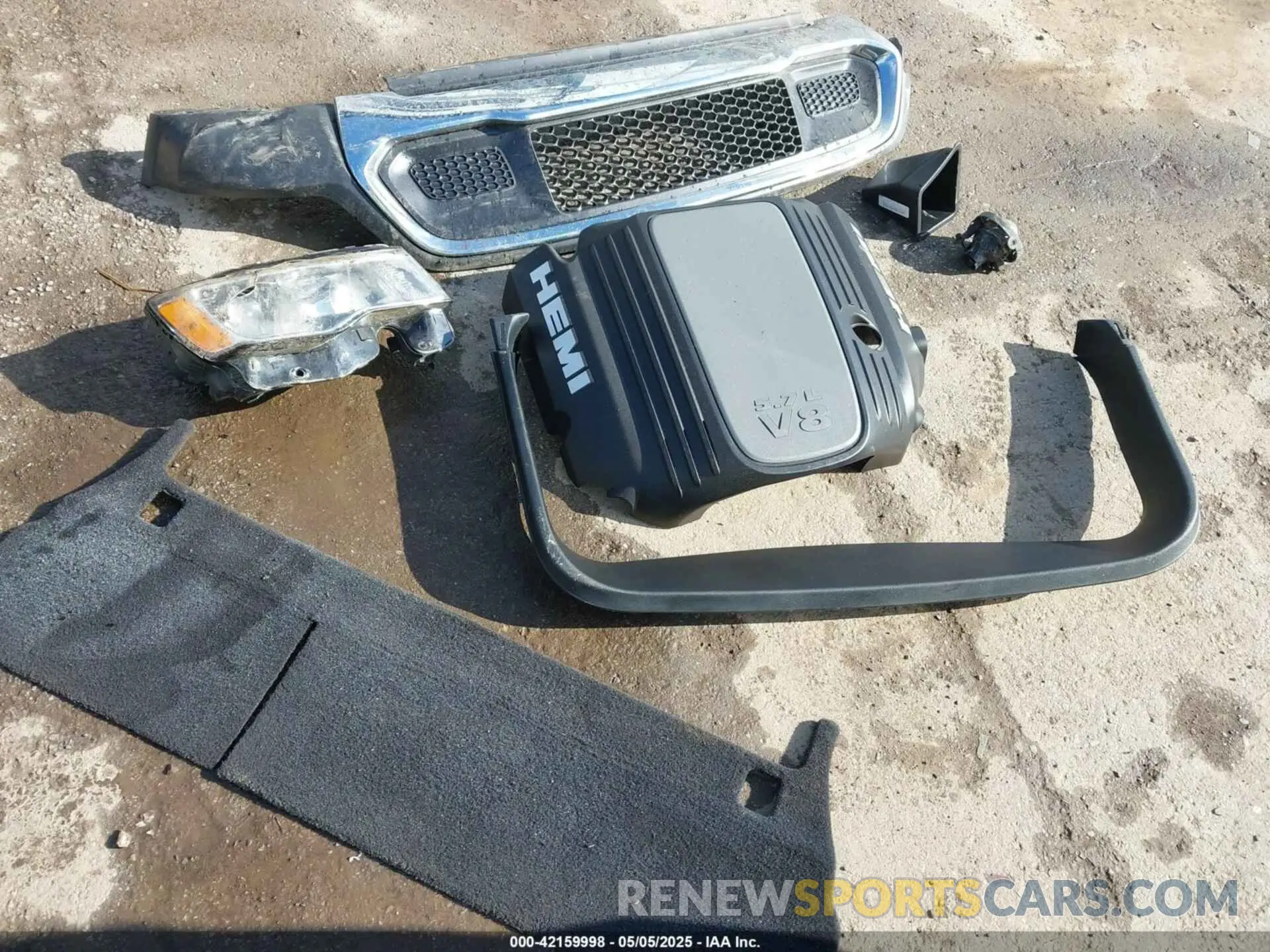 11 fotografías del automóvil dañado 1C4RJFBT9KC610351 JEEP GRAND CHEROKEE 2019