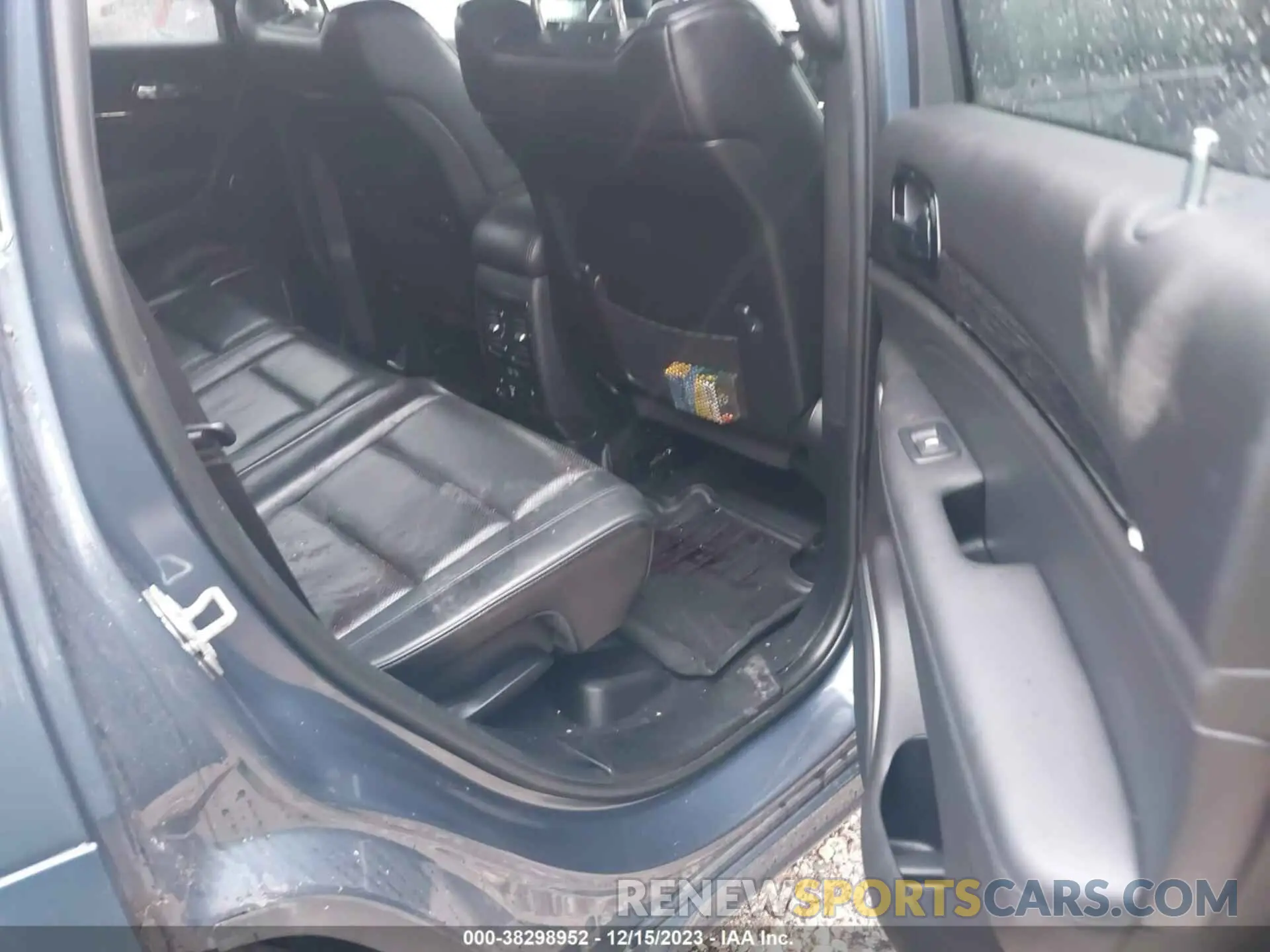 8 fotografías del automóvil dañado 1C4RJFCG0KC785539 JEEP GRAND CHEROKEE 2019
