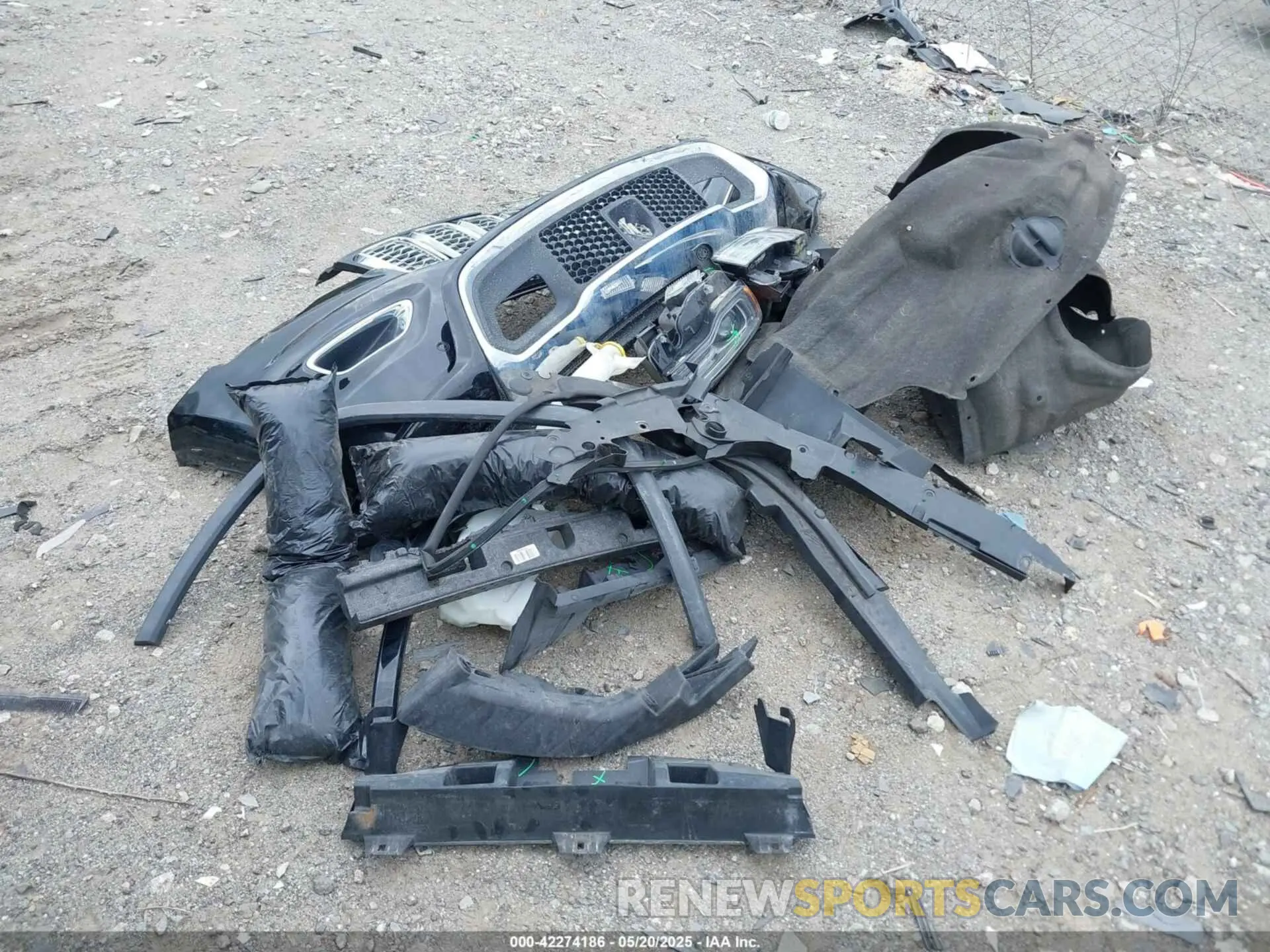 12 fotografías del automóvil dañado 1C4RJFCG2KC591143 JEEP GRAND CHEROKEE 2019