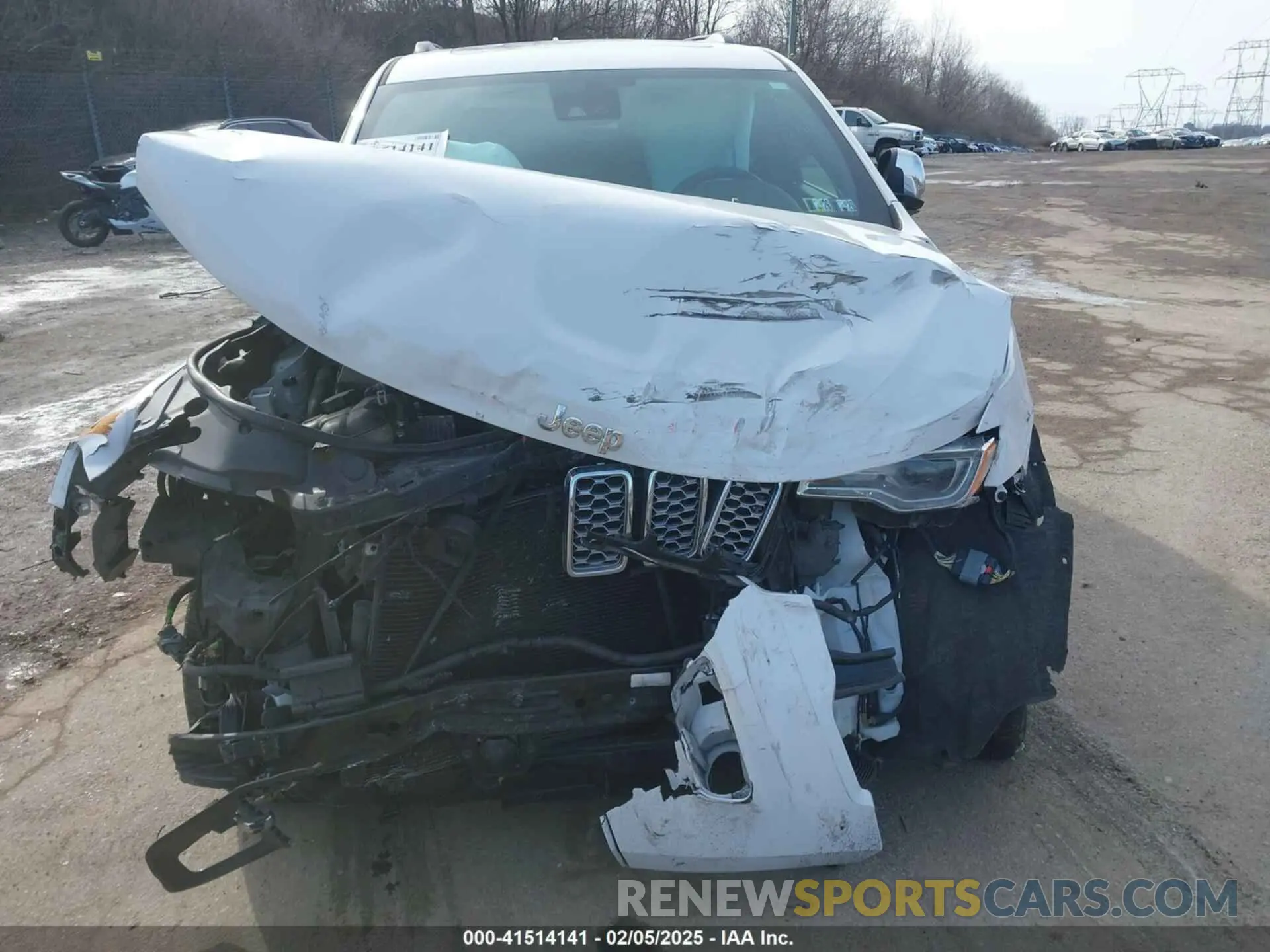 17 fotografías del automóvil dañado 1C4RJFCGXKC678689 JEEP GRAND CHEROKEE 2019