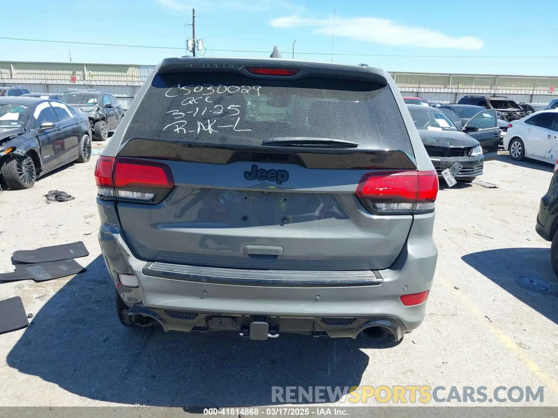 16 fotografías del automóvil dañado 1C4RJFDJ5KC758685 JEEP GRAND CHEROKEE 2019
