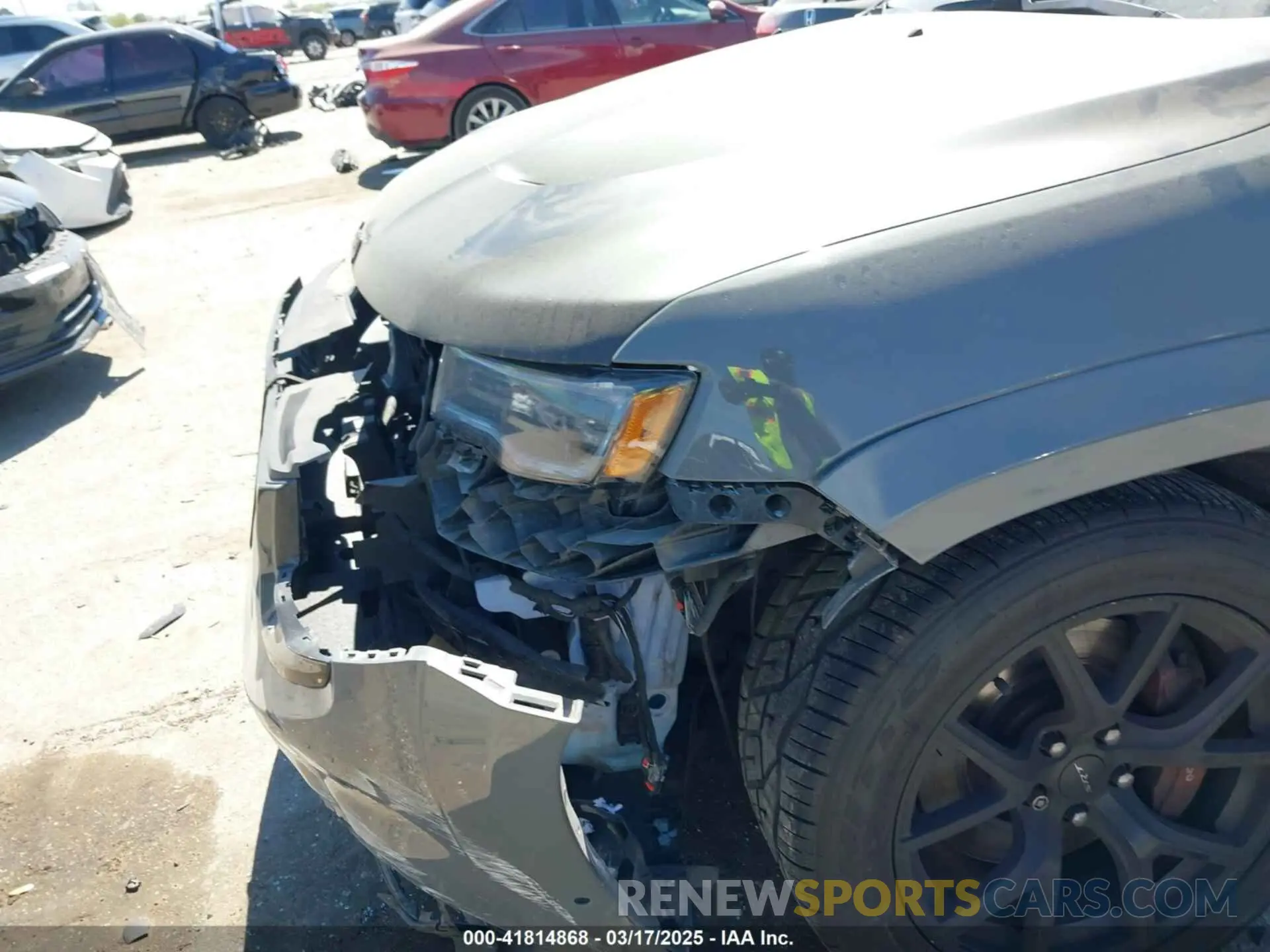 18 fotografías del automóvil dañado 1C4RJFDJ5KC758685 JEEP GRAND CHEROKEE 2019