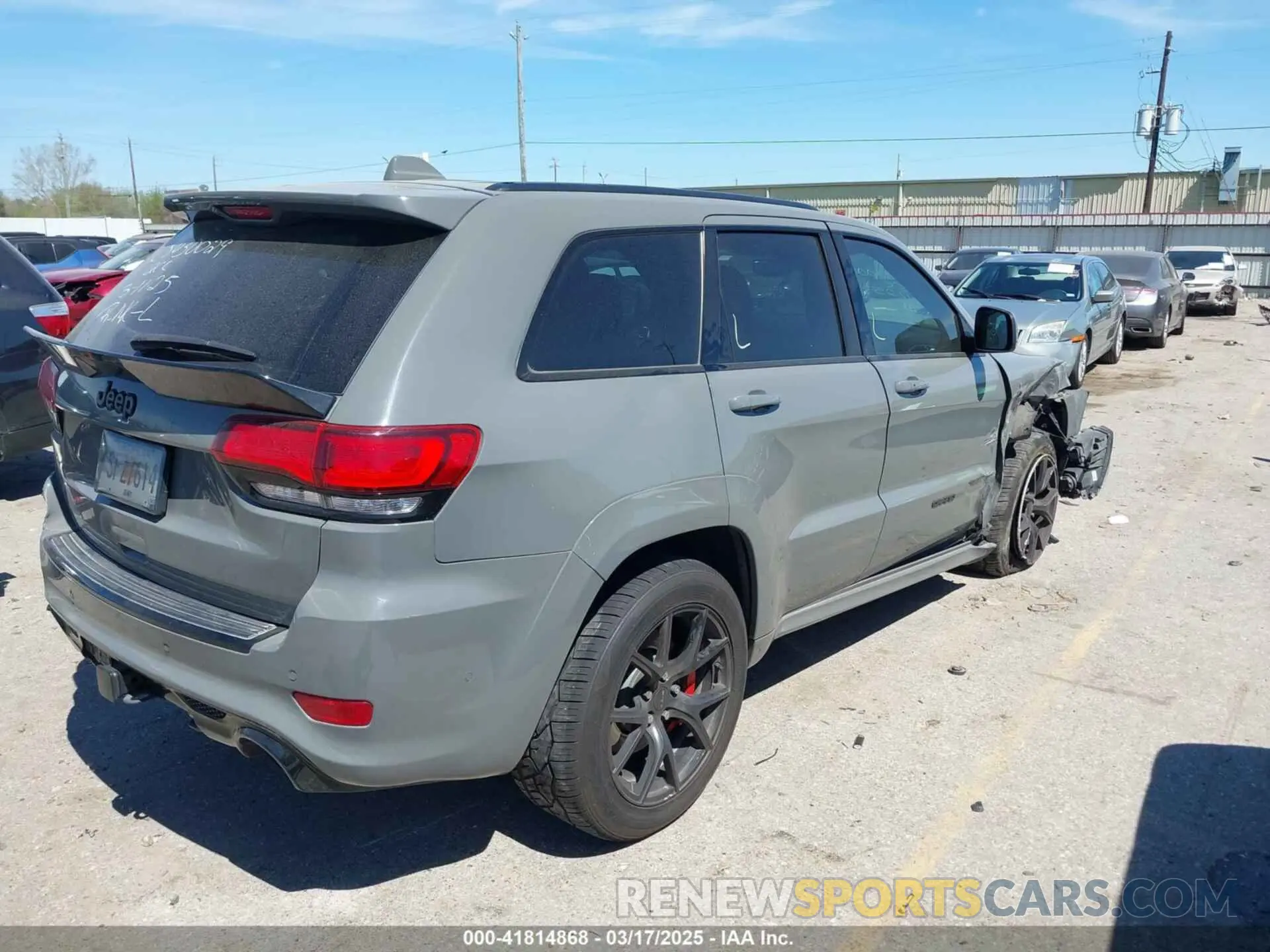 4 fotografías del automóvil dañado 1C4RJFDJ5KC758685 JEEP GRAND CHEROKEE 2019