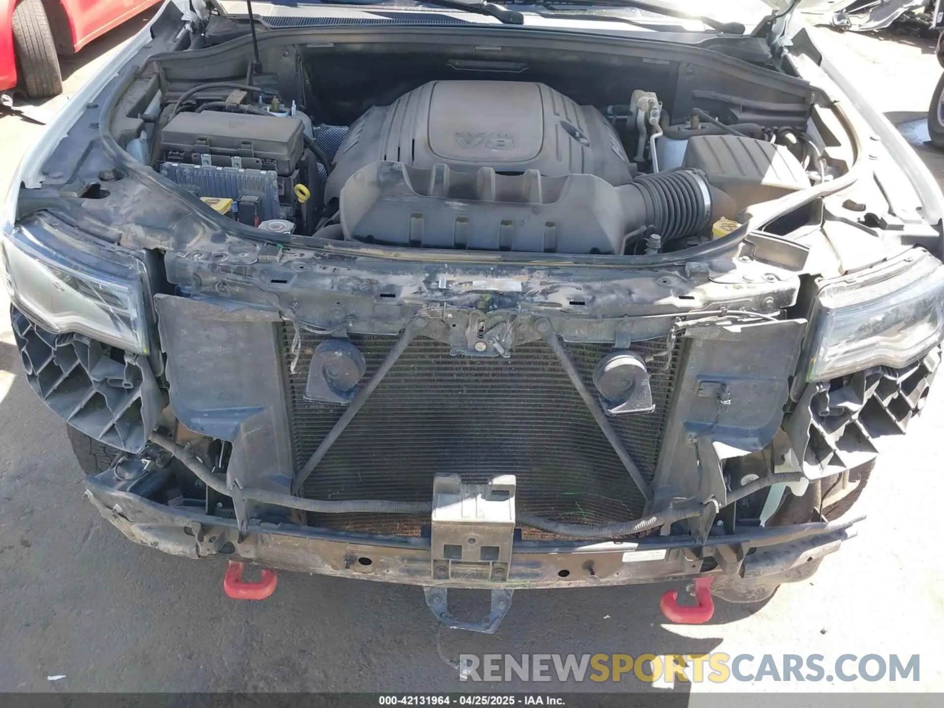 10 fotografías del automóvil dañado 1C4RJFLT2KC762132 JEEP GRAND CHEROKEE 2019