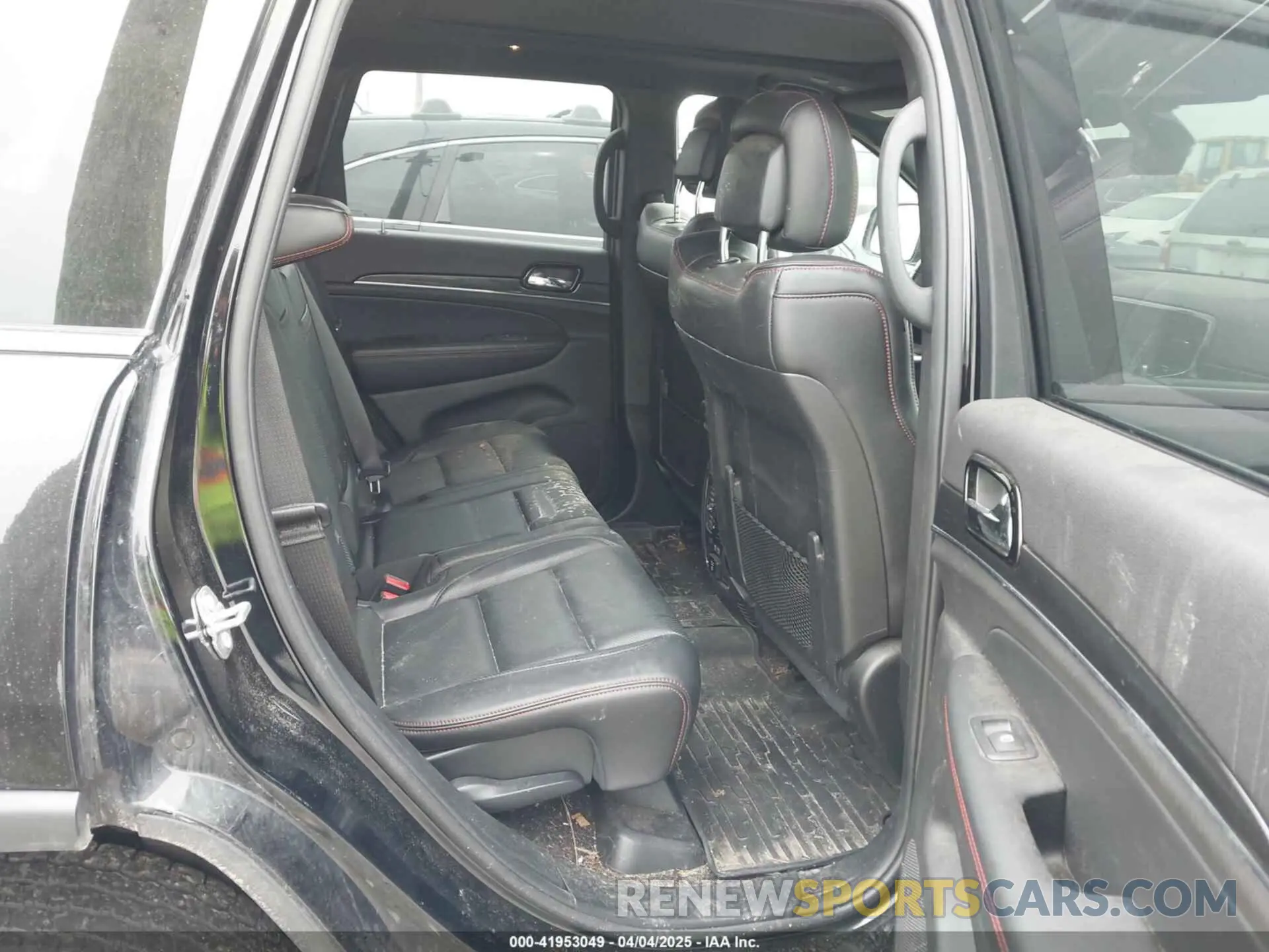 8 fotografías del automóvil dañado 1C4RJFLT3KC554292 JEEP GRAND CHEROKEE 2019
