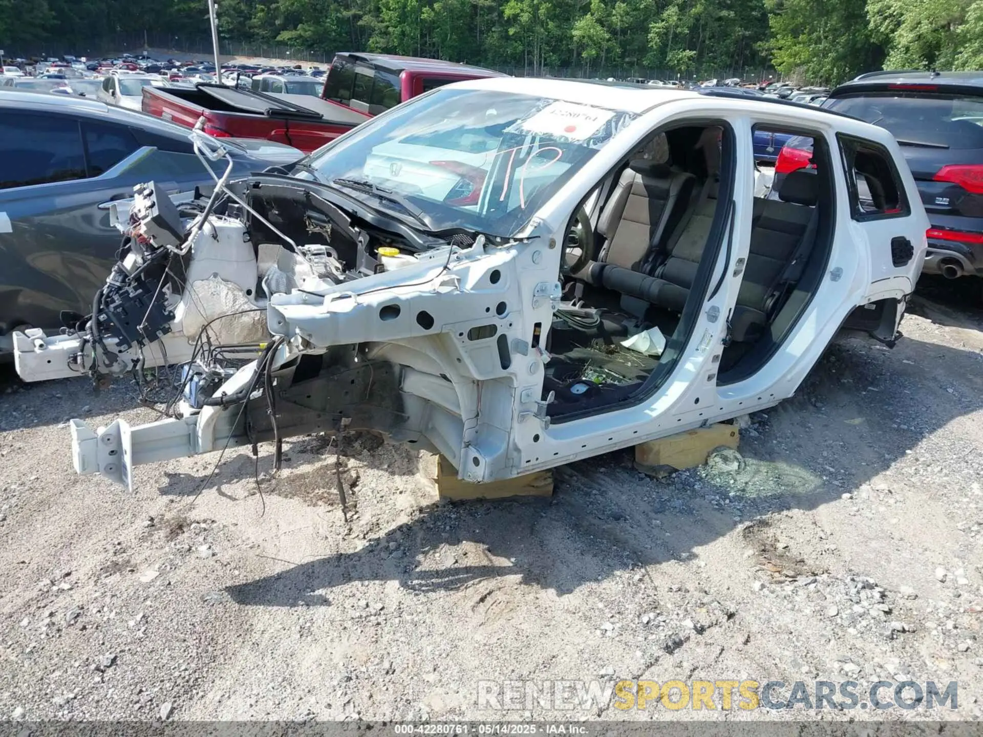 2 fotografías del automóvil dañado 1C4RJFN9XKC593656 JEEP GRAND CHEROKEE 2019