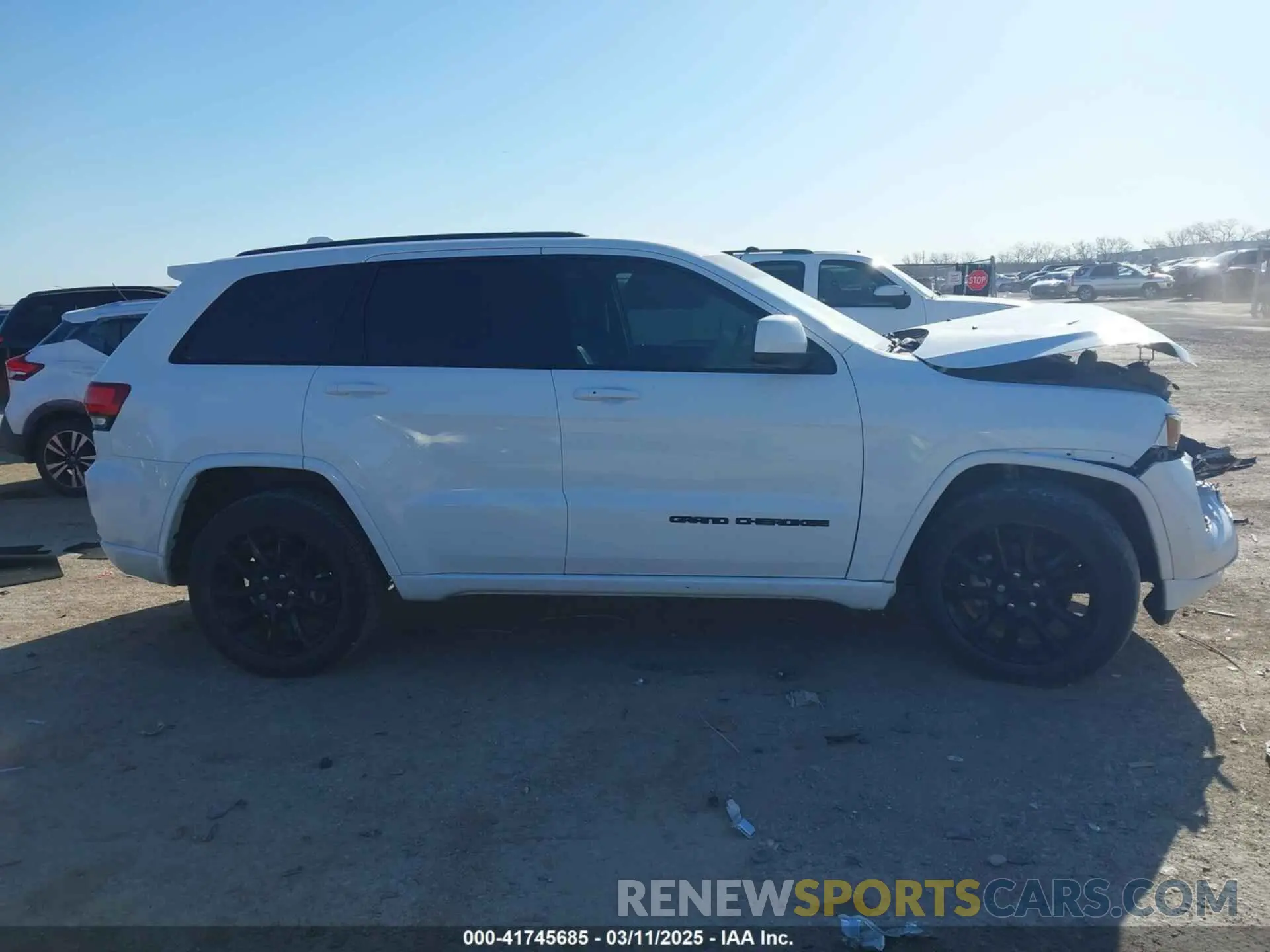 13 fotografías del automóvil dañado 1C4RJEAG0LC370994 JEEP GRAND CHEROKEE 2020