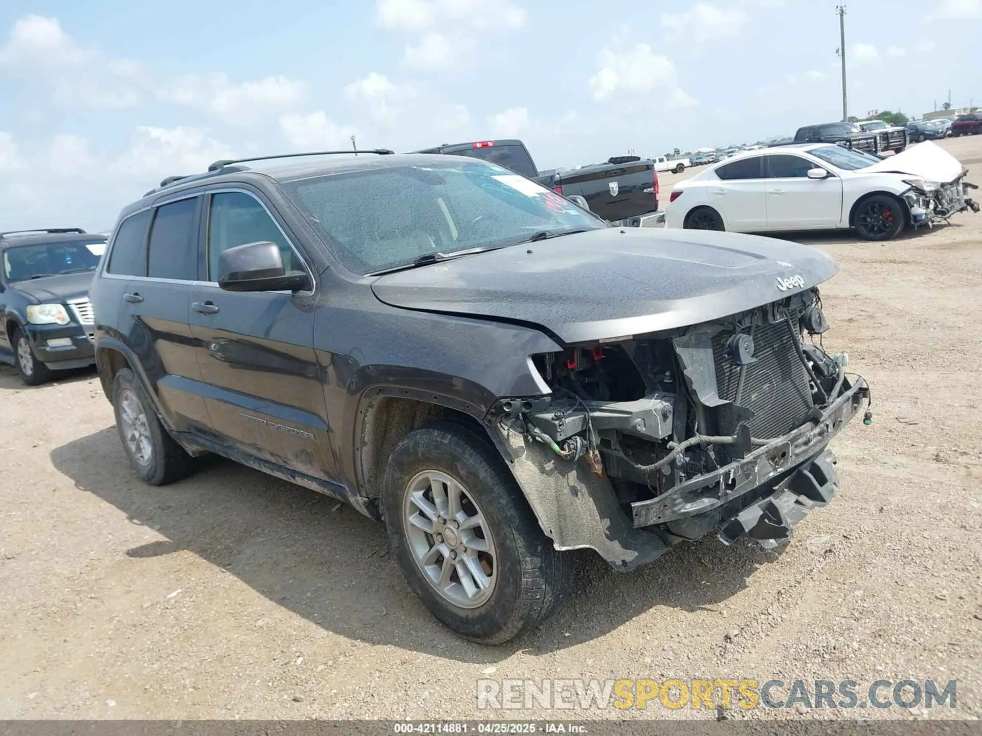 14 fotografías del automóvil dañado 1C4RJEAG2LC284912 JEEP GRAND CHEROKEE 2020