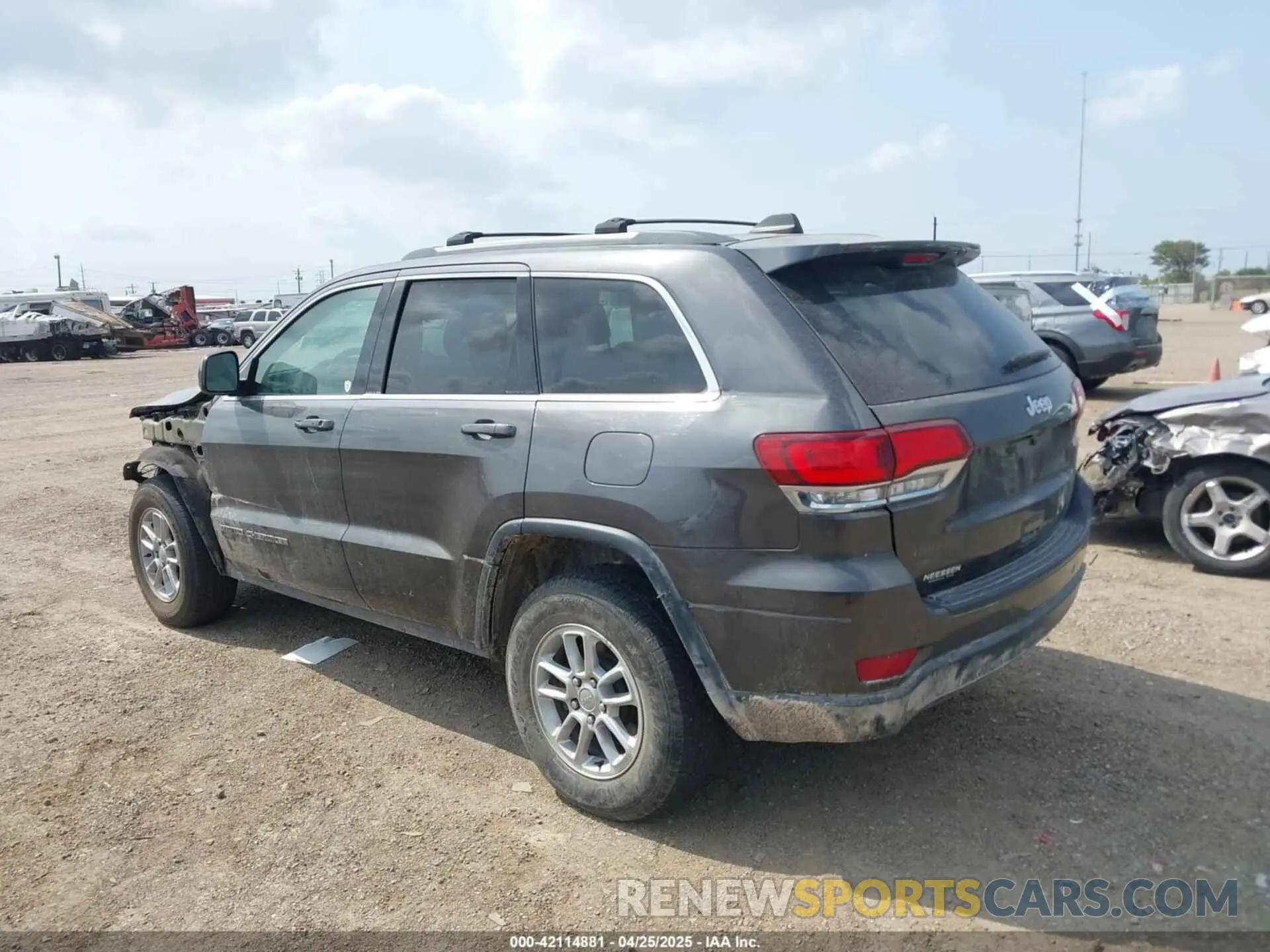 15 fotografías del automóvil dañado 1C4RJEAG2LC284912 JEEP GRAND CHEROKEE 2020