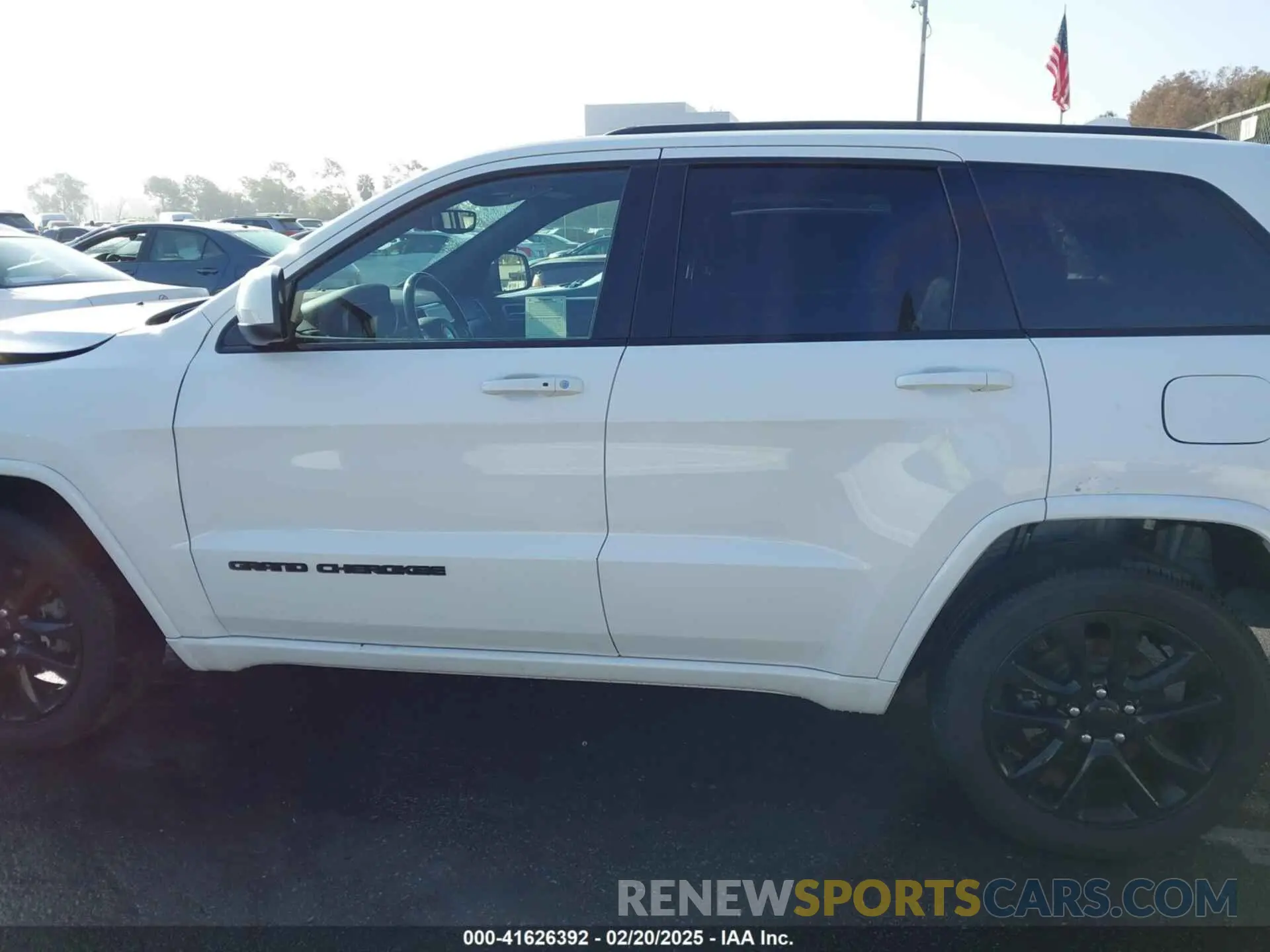 15 fotografías del automóvil dañado 1C4RJEAG2LC306195 JEEP GRAND CHEROKEE 2020