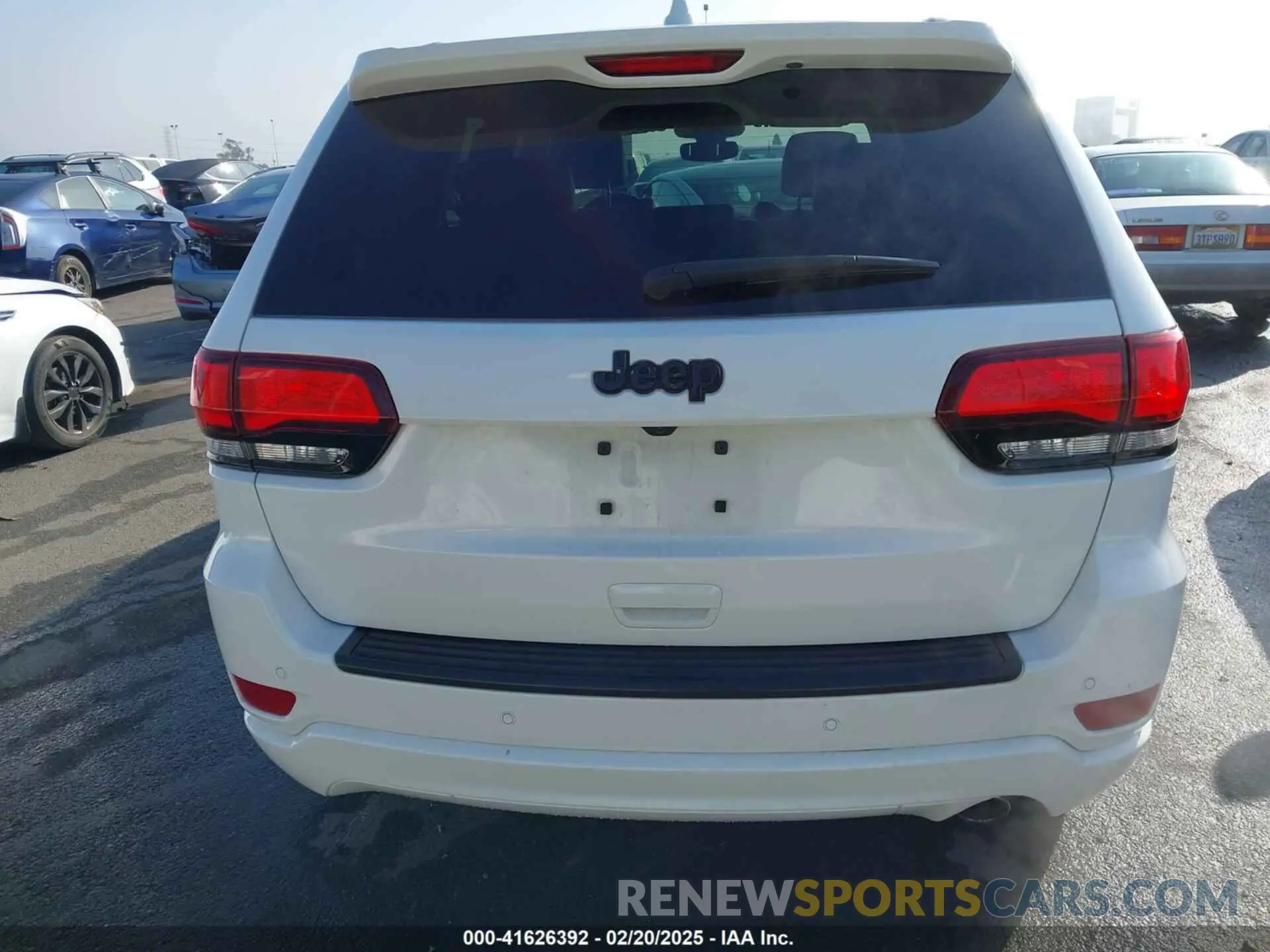 17 fotografías del automóvil dañado 1C4RJEAG2LC306195 JEEP GRAND CHEROKEE 2020