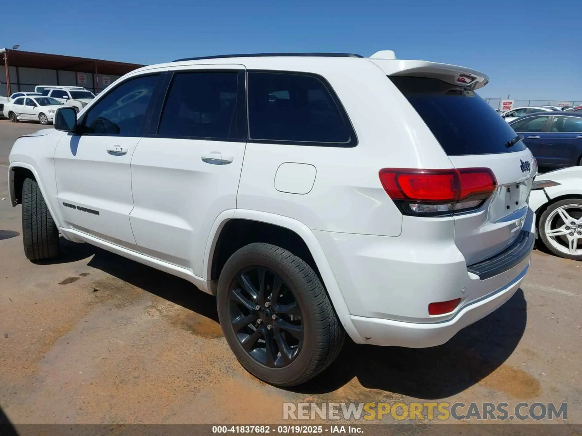 15 fotografías del automóvil dañado 1C4RJEAG9LC364952 JEEP GRAND CHEROKEE 2020