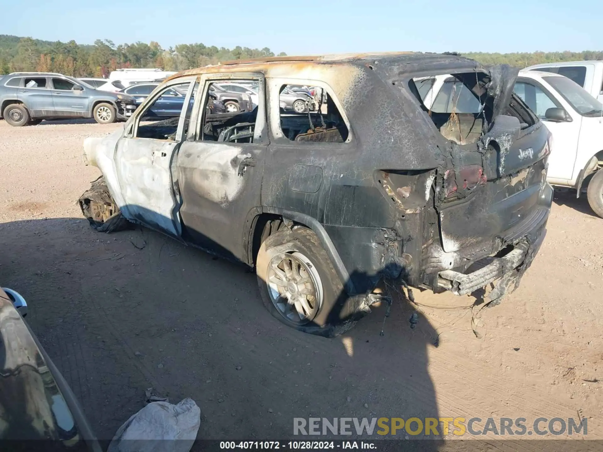 3 fotografías del automóvil dañado 1C4RJEAGXLC203185 JEEP GRAND CHEROKEE 2020