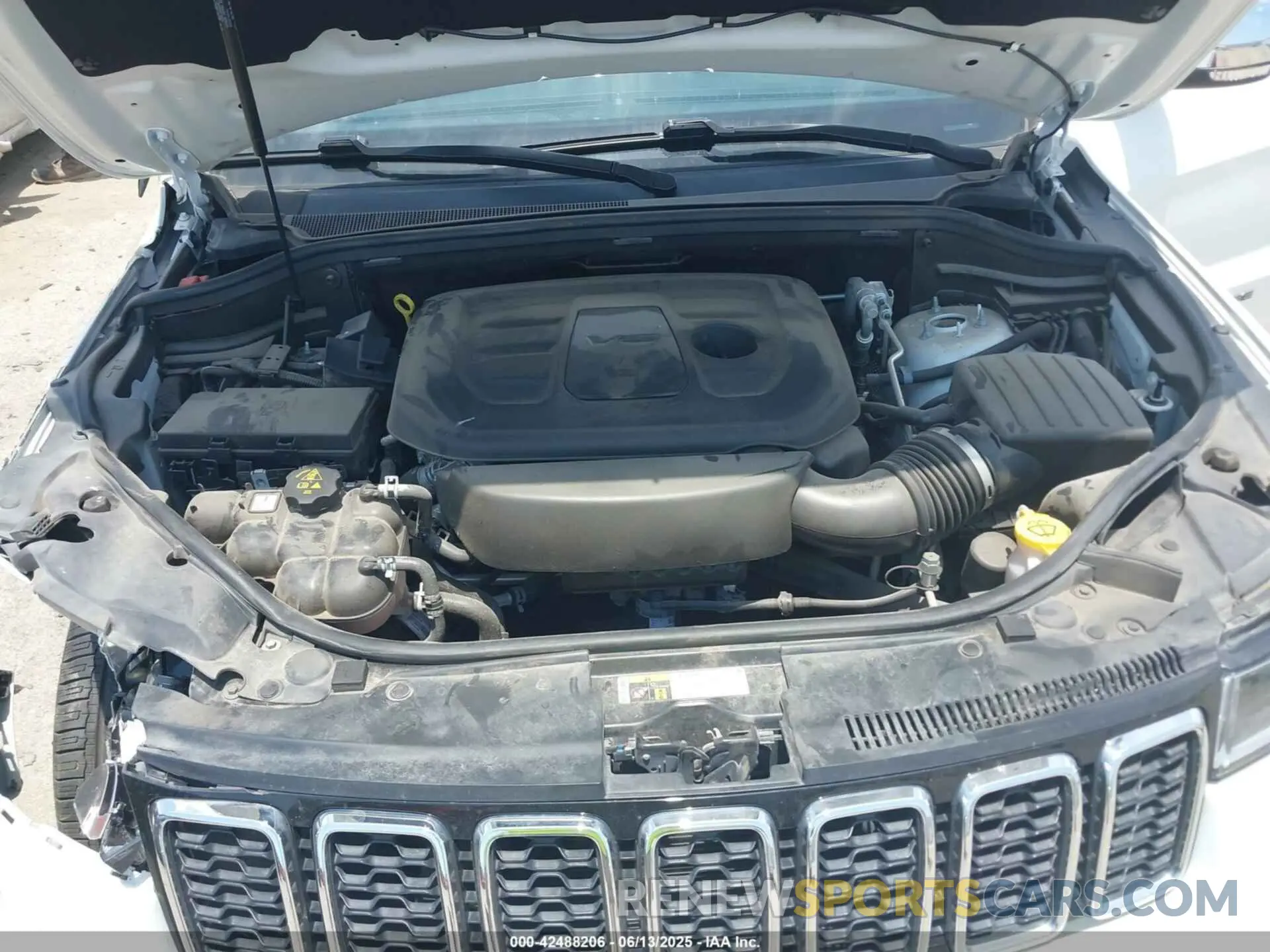 10 fotografías del automóvil dañado 1C4RJEBG5LC140043 JEEP GRAND CHEROKEE 2020