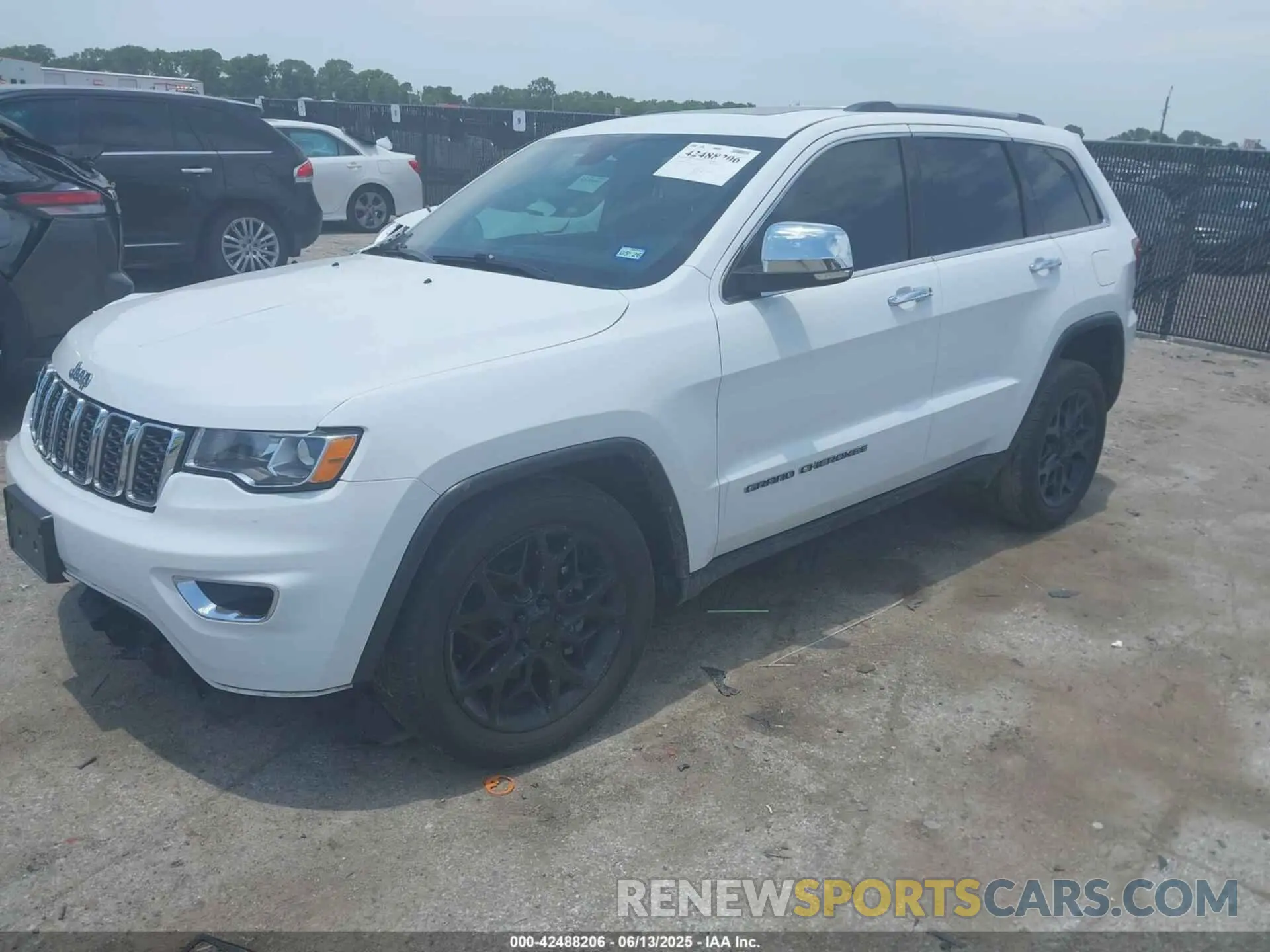 2 fotografías del automóvil dañado 1C4RJEBG5LC140043 JEEP GRAND CHEROKEE 2020