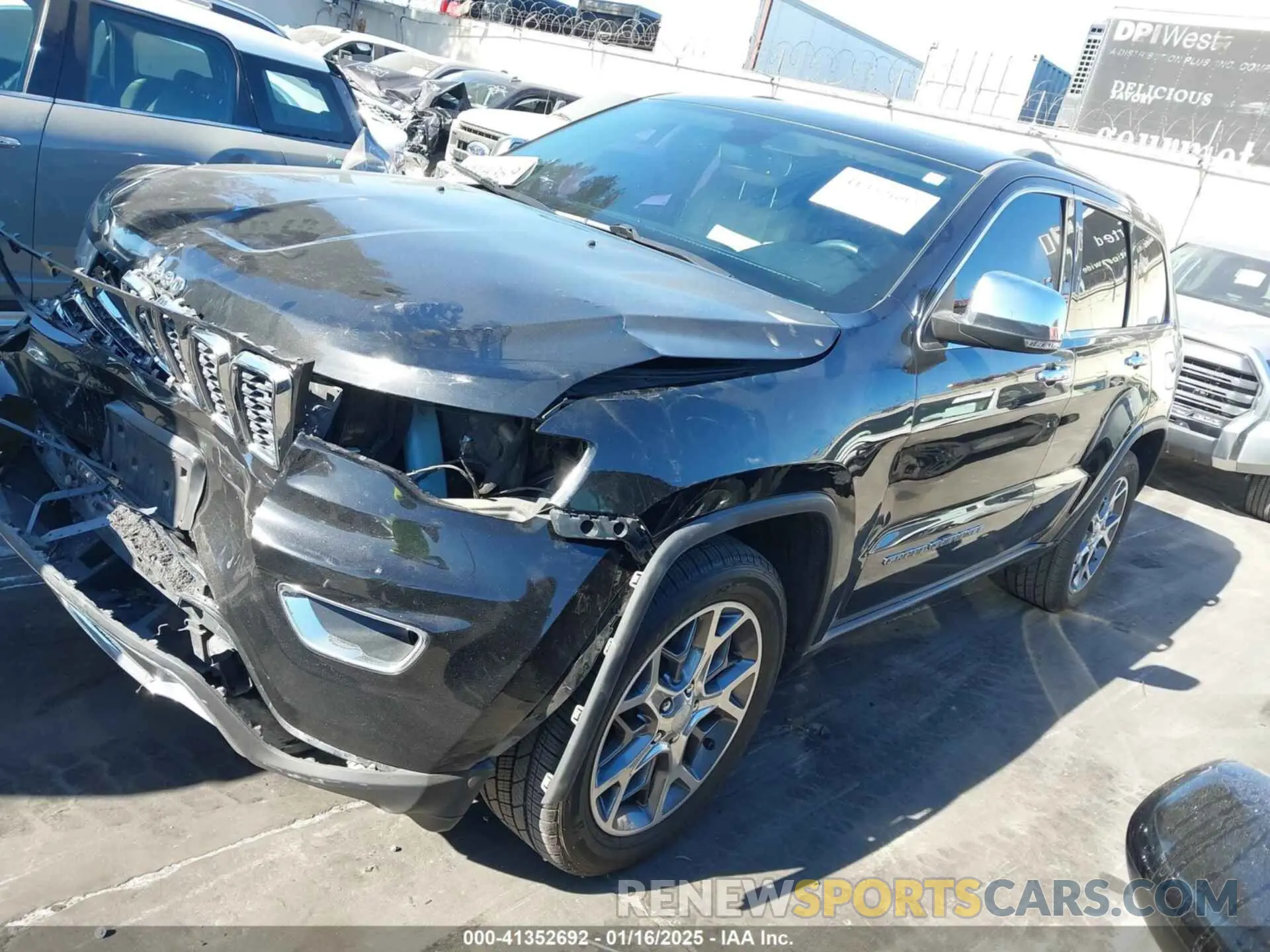 2 fotografías del automóvil dañado 1C4RJEBG8LC281138 JEEP GRAND CHEROKEE 2020