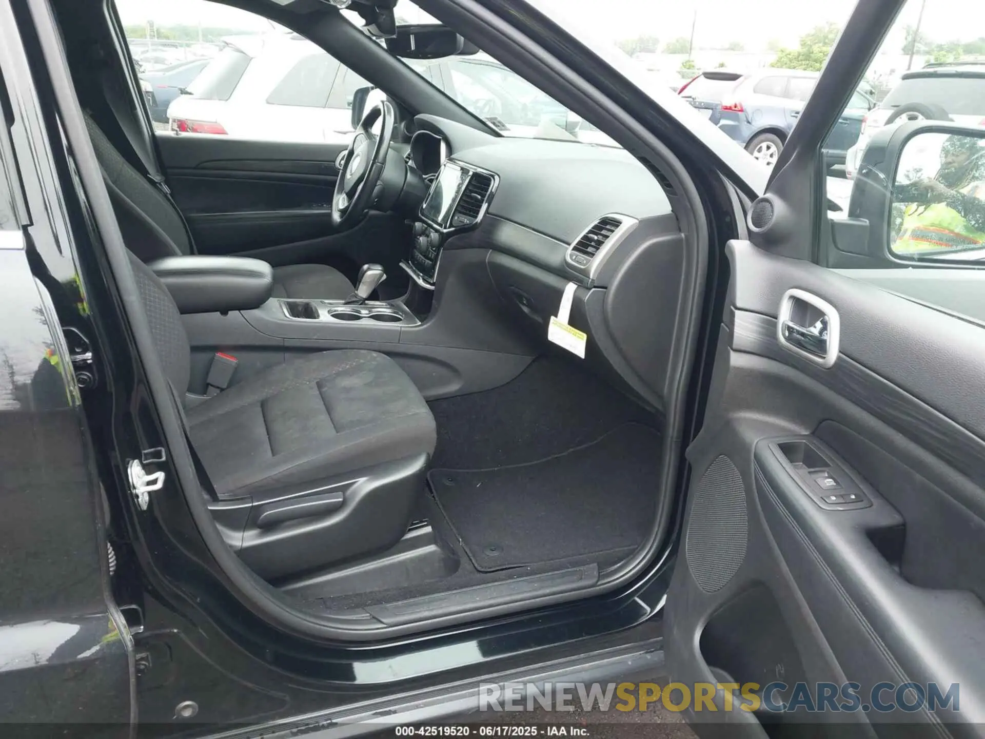 5 fotografías del automóvil dañado 1C4RJFAG0LC364232 JEEP GRAND CHEROKEE 2020