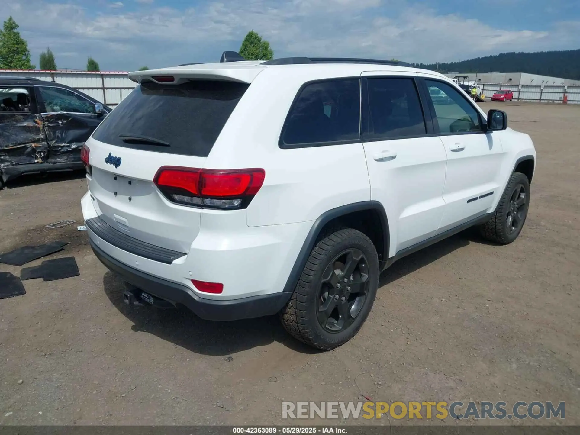 4 fotografías del automóvil dañado 1C4RJFAG1LC137387 JEEP GRAND CHEROKEE 2020