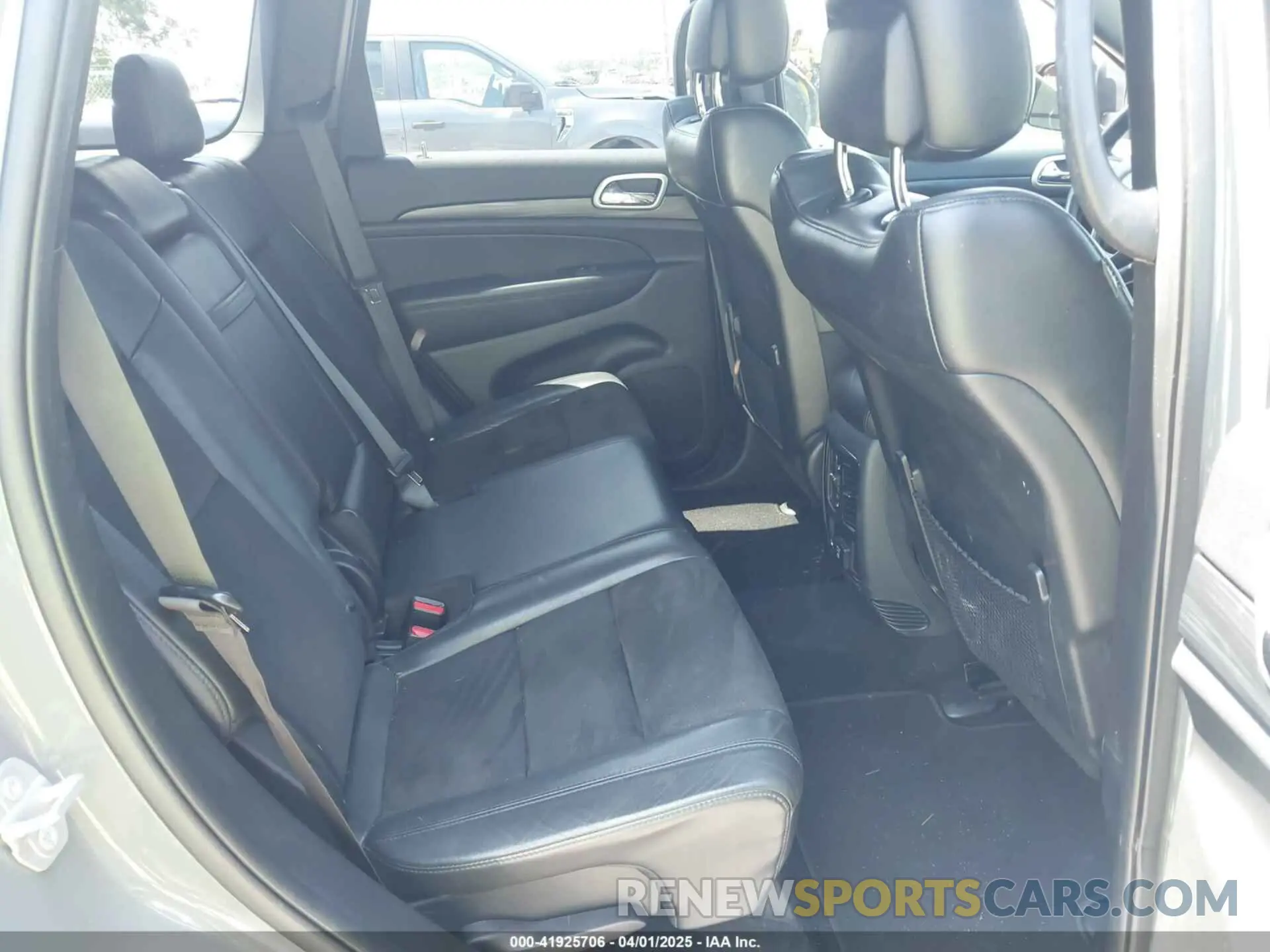 8 fotografías del automóvil dañado 1C4RJFAG3LC141313 JEEP GRAND CHEROKEE 2020