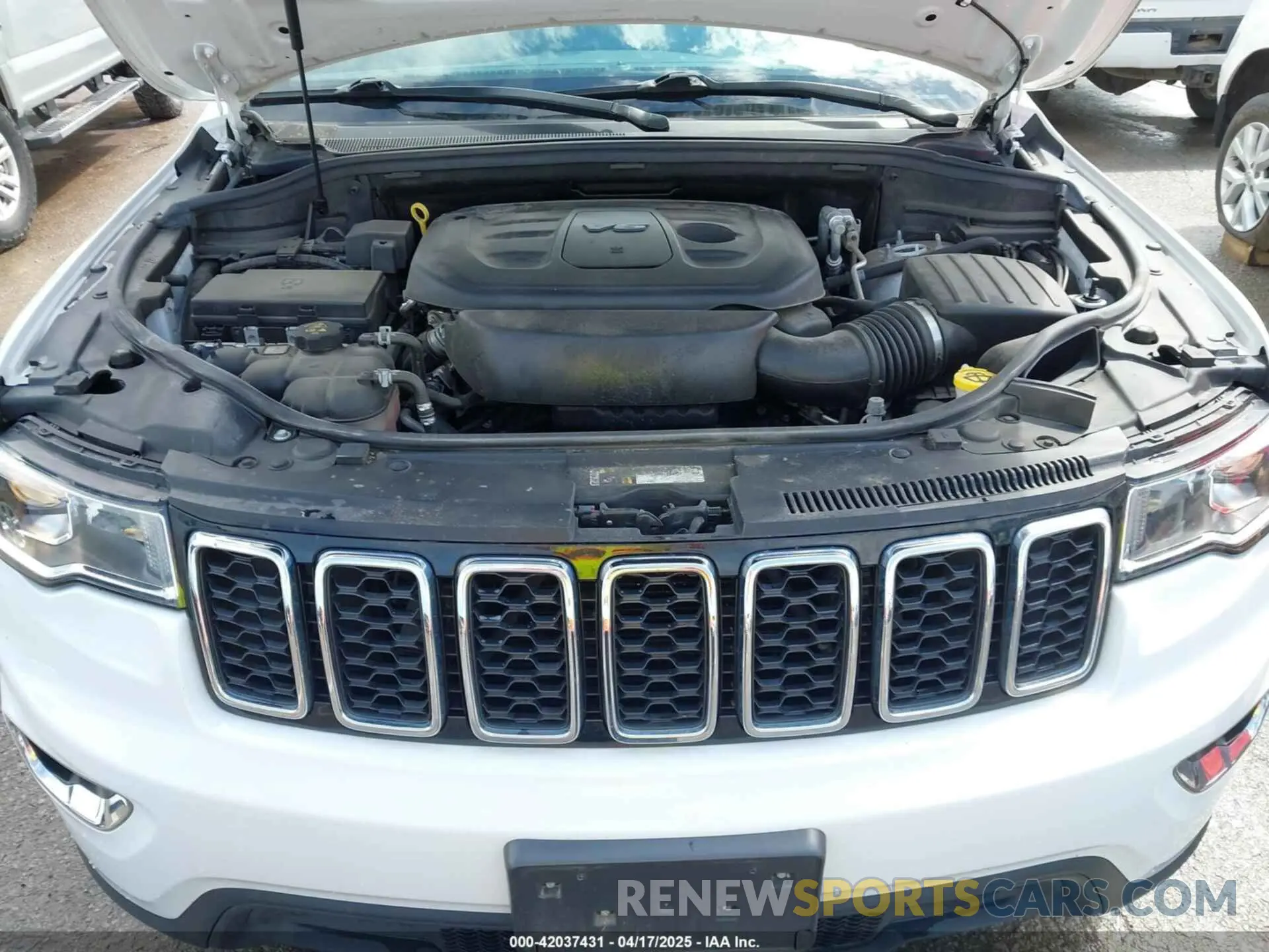 10 fotografías del automóvil dañado 1C4RJFAG4LC292886 JEEP GRAND CHEROKEE 2020
