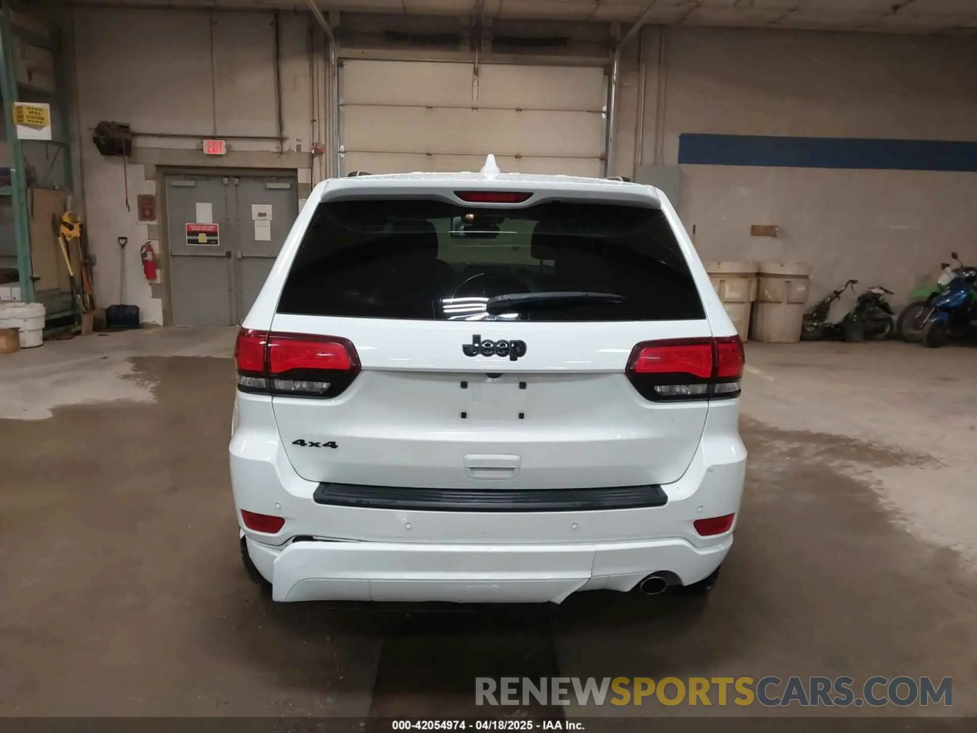 17 fotografías del automóvil dañado 1C4RJFAG4LC361298 JEEP GRAND CHEROKEE 2020