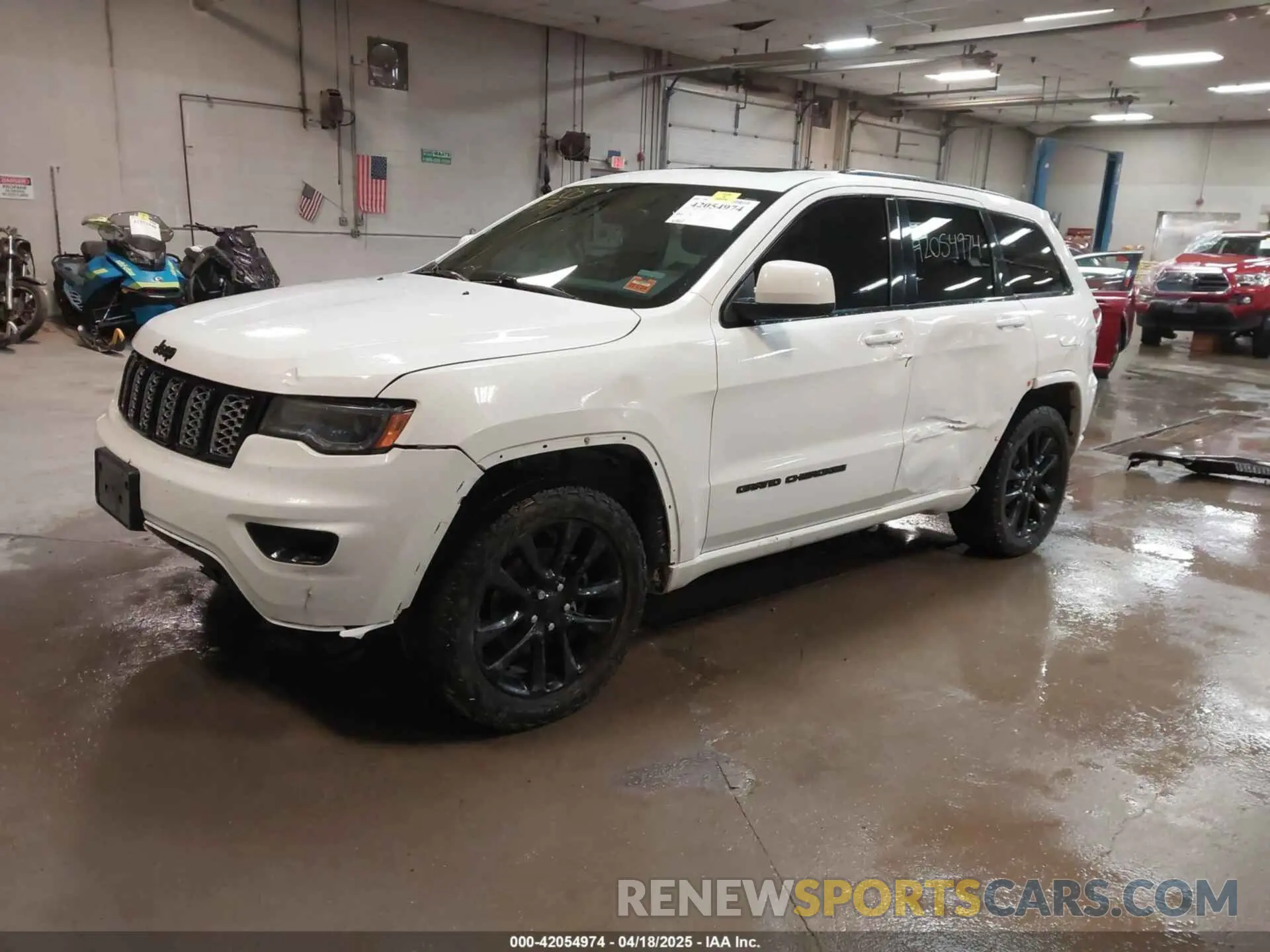 2 fotografías del automóvil dañado 1C4RJFAG4LC361298 JEEP GRAND CHEROKEE 2020