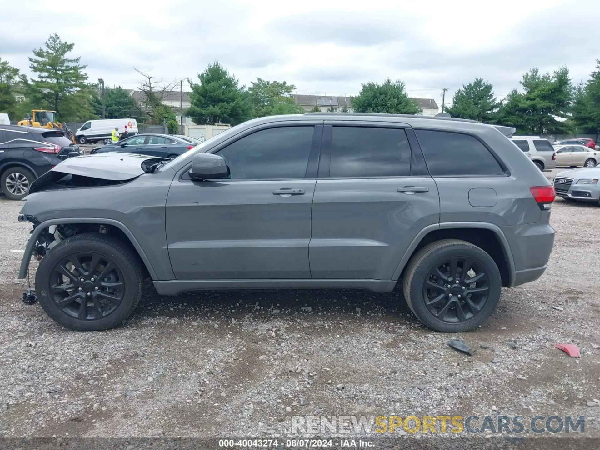 13 fotografías del automóvil dañado 1C4RJFAG8LC199384 JEEP GRAND CHEROKEE 2020