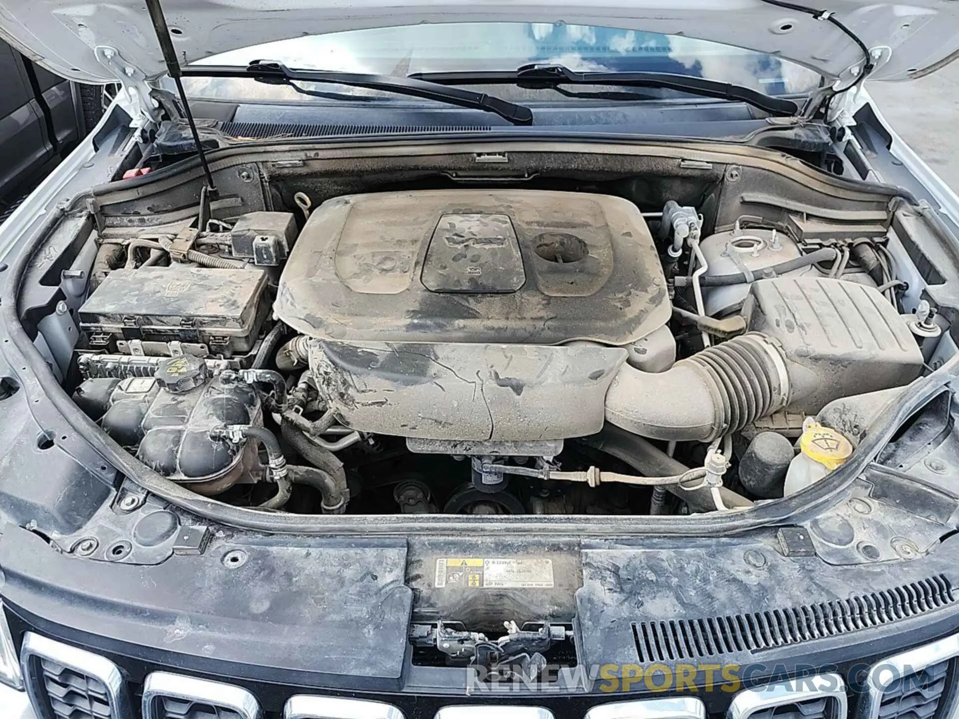 17 fotografías del automóvil dañado 1C4RJFAGXLC100516 JEEP GRAND CHEROKEE 2020