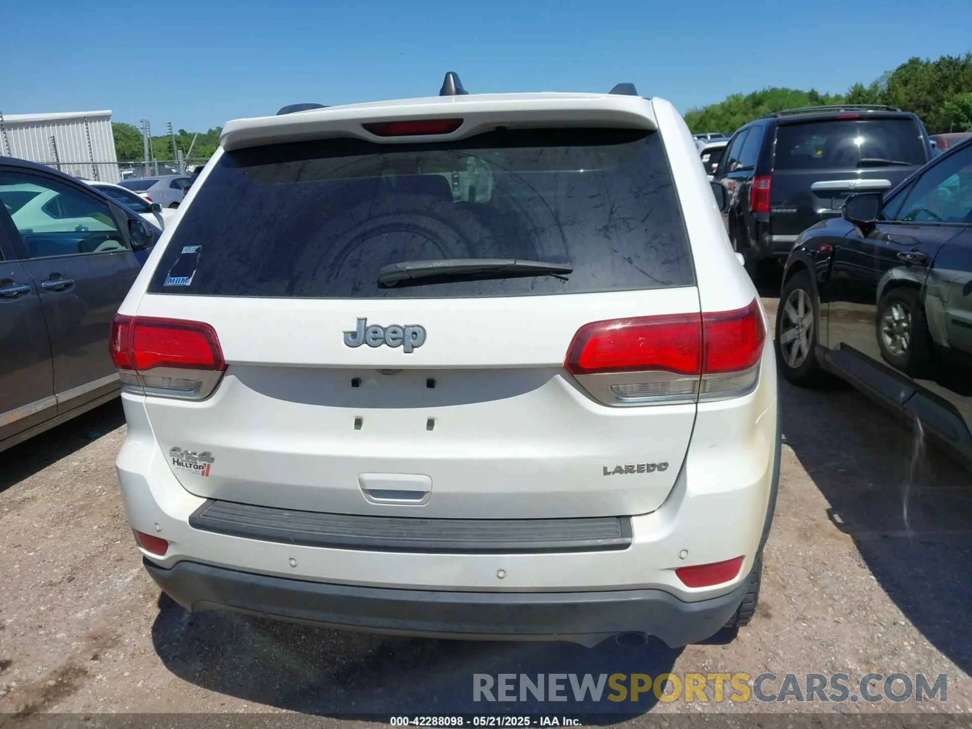 16 fotografías del automóvil dañado 1C4RJFAGXLC216797 JEEP GRAND CHEROKEE 2020