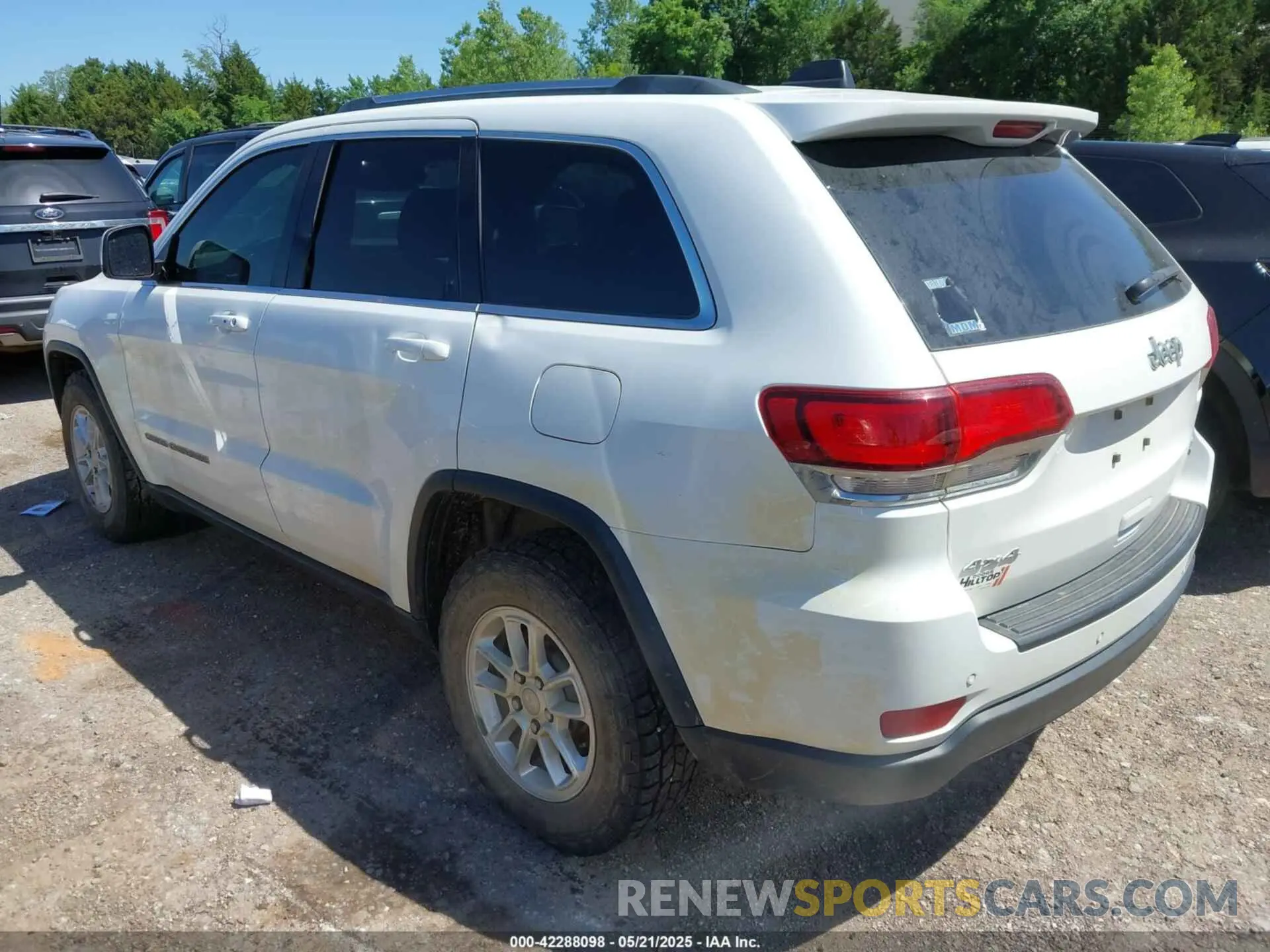 3 fotografías del automóvil dañado 1C4RJFAGXLC216797 JEEP GRAND CHEROKEE 2020