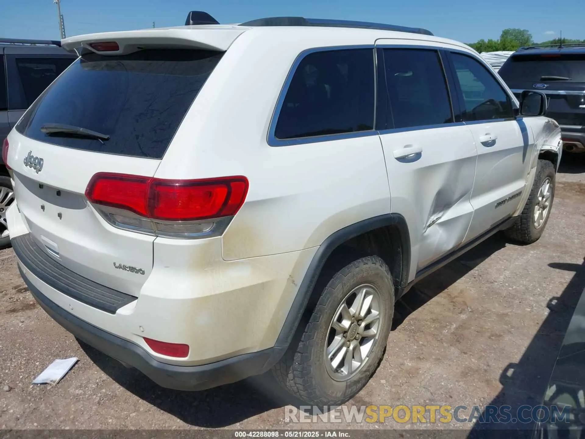 4 fotografías del automóvil dañado 1C4RJFAGXLC216797 JEEP GRAND CHEROKEE 2020