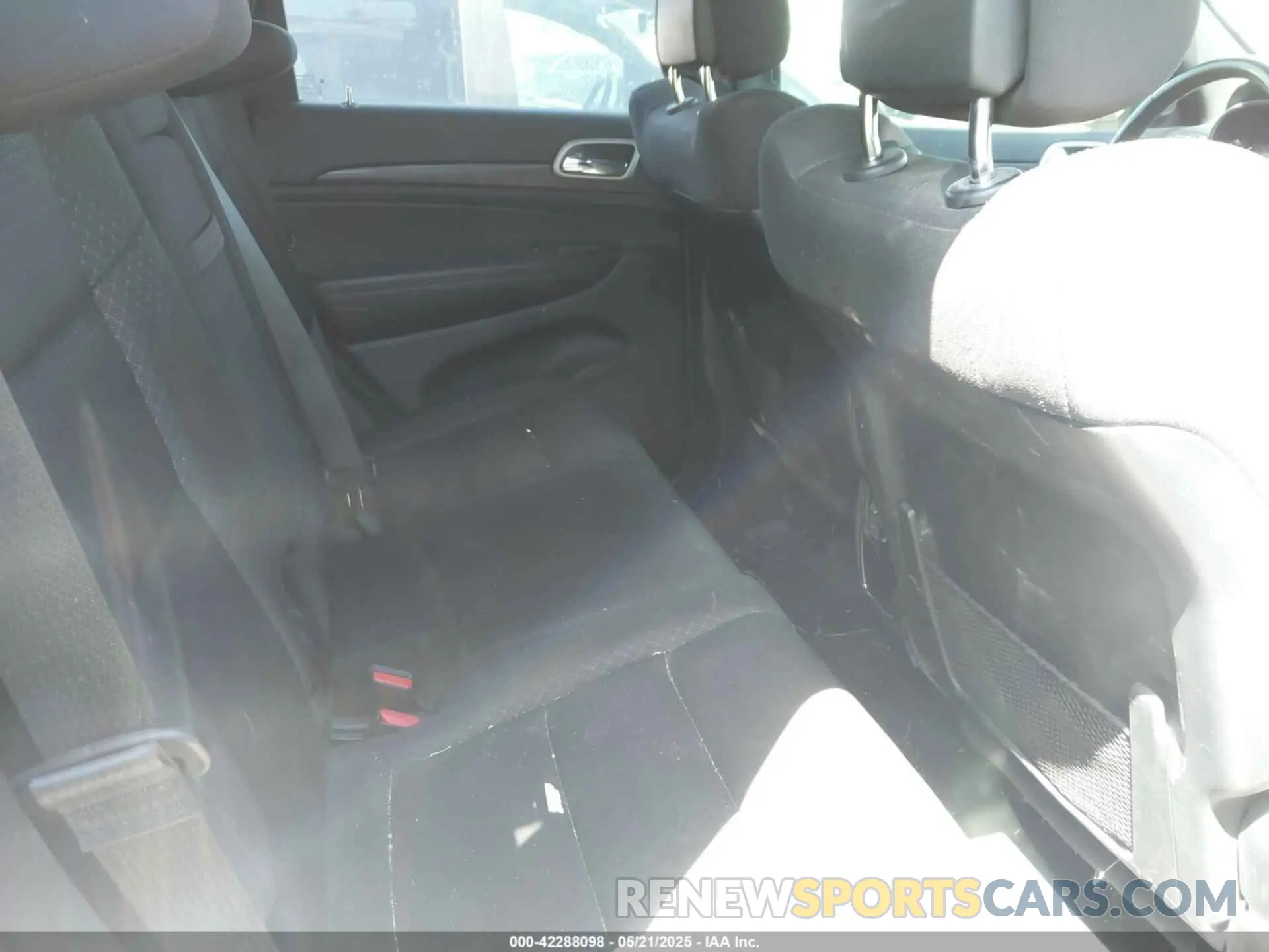 8 fotografías del automóvil dañado 1C4RJFAGXLC216797 JEEP GRAND CHEROKEE 2020