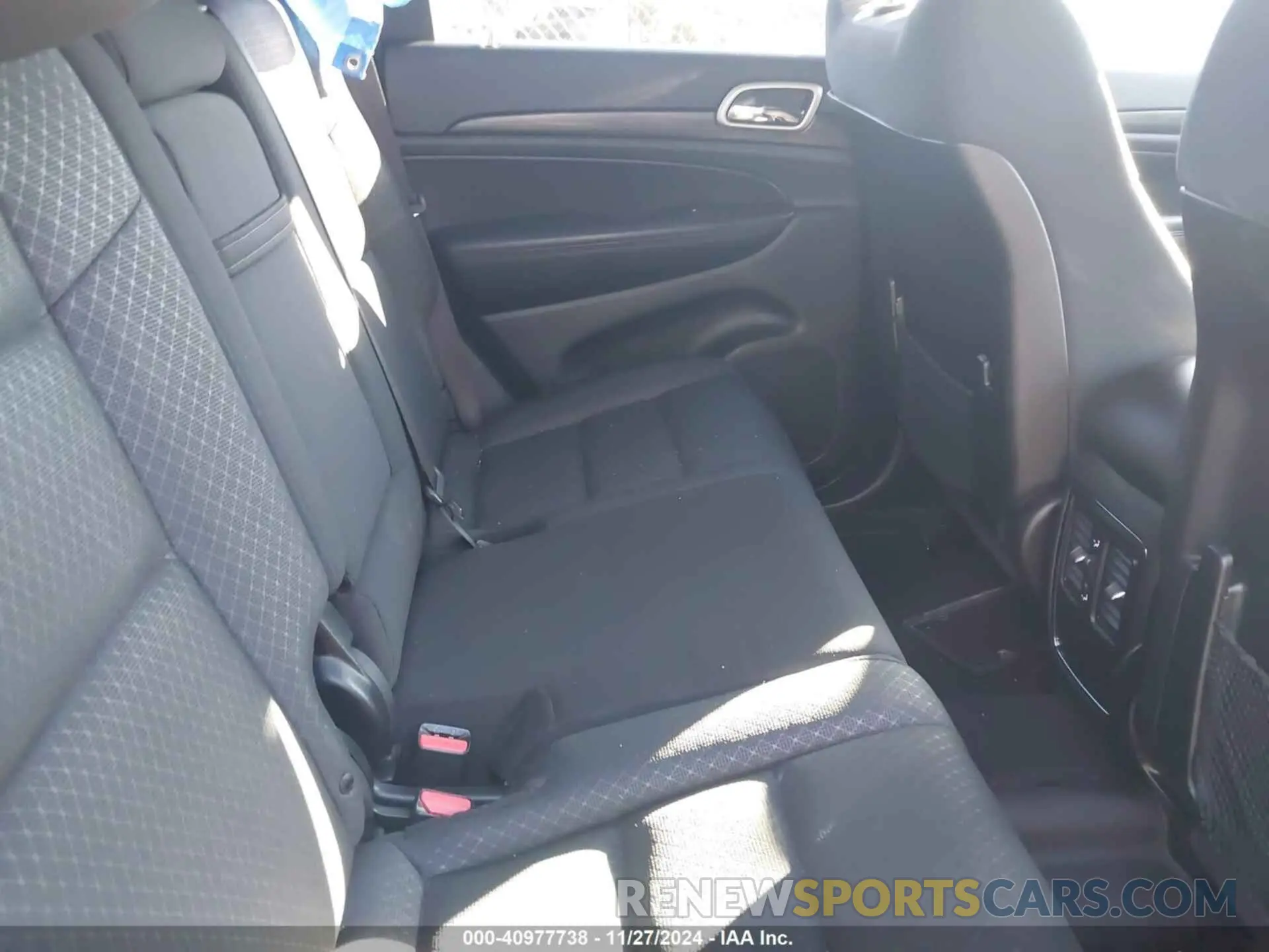 8 fotografías del automóvil dañado 1C4RJFAGXLC241957 JEEP GRAND CHEROKEE 2020
