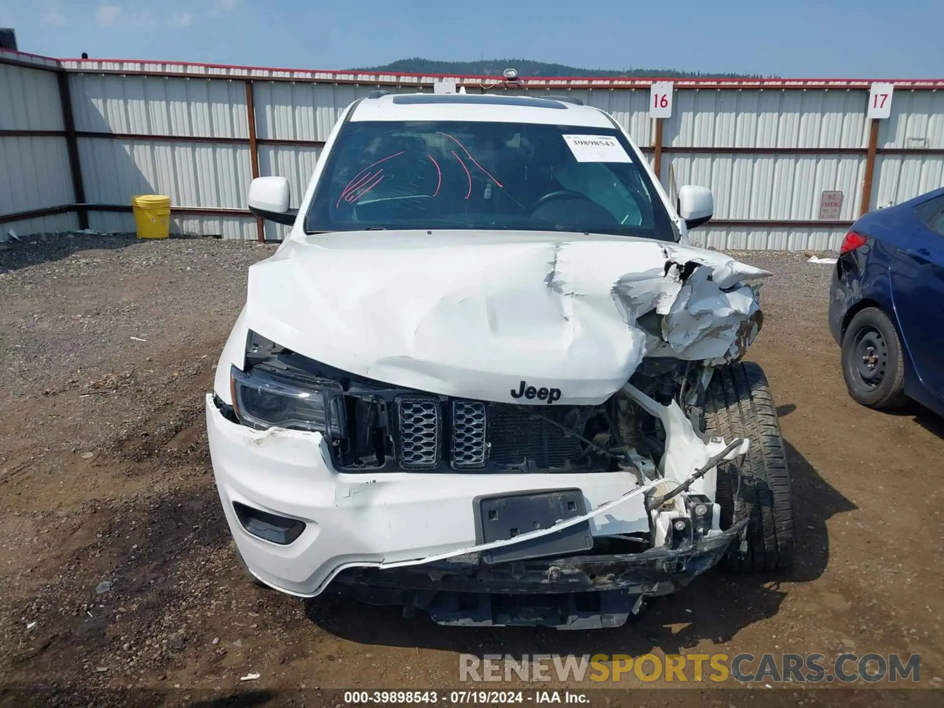 13 fotografías del automóvil dañado 1C4RJFAGXLC266664 JEEP GRAND CHEROKEE 2020